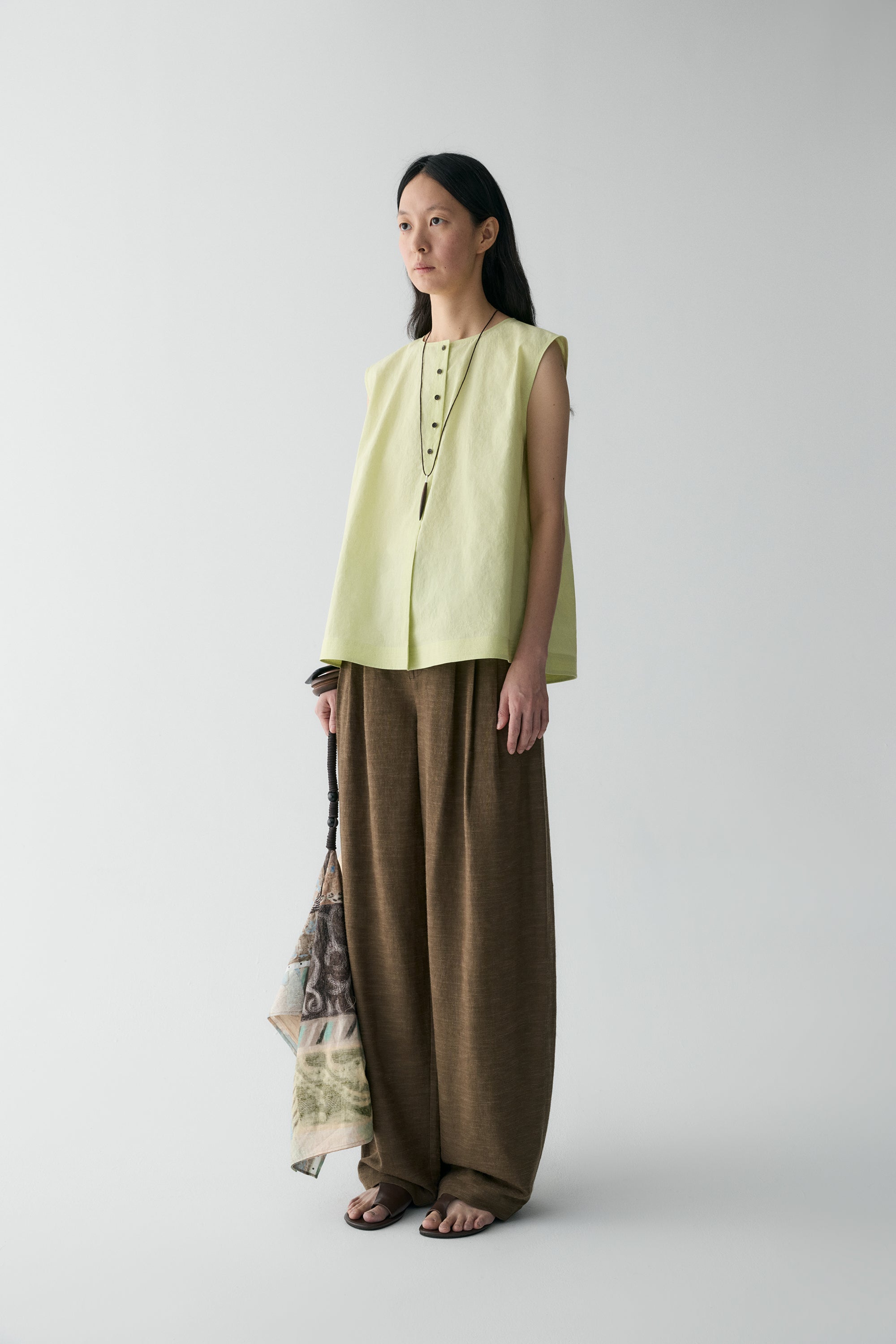 #color_Ivory