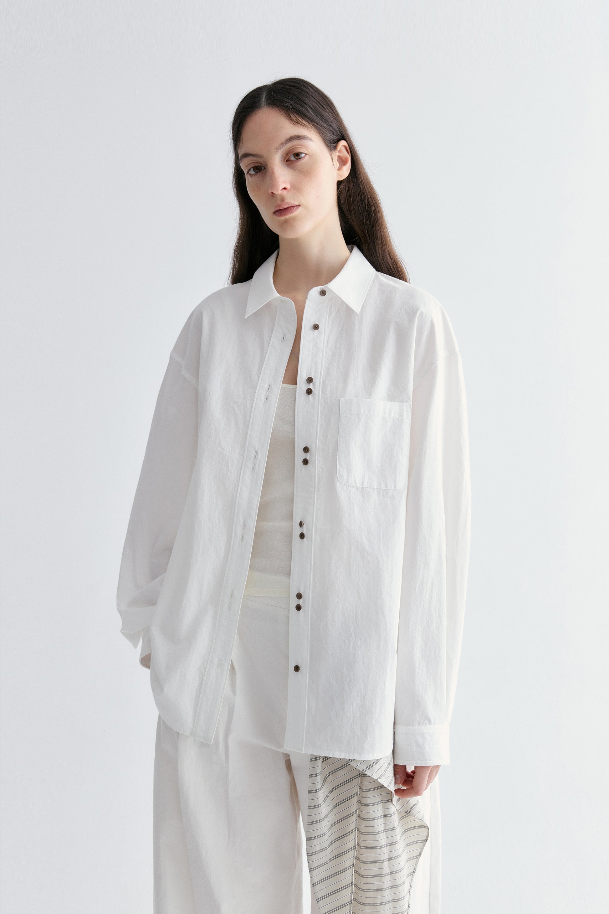 #color_off white