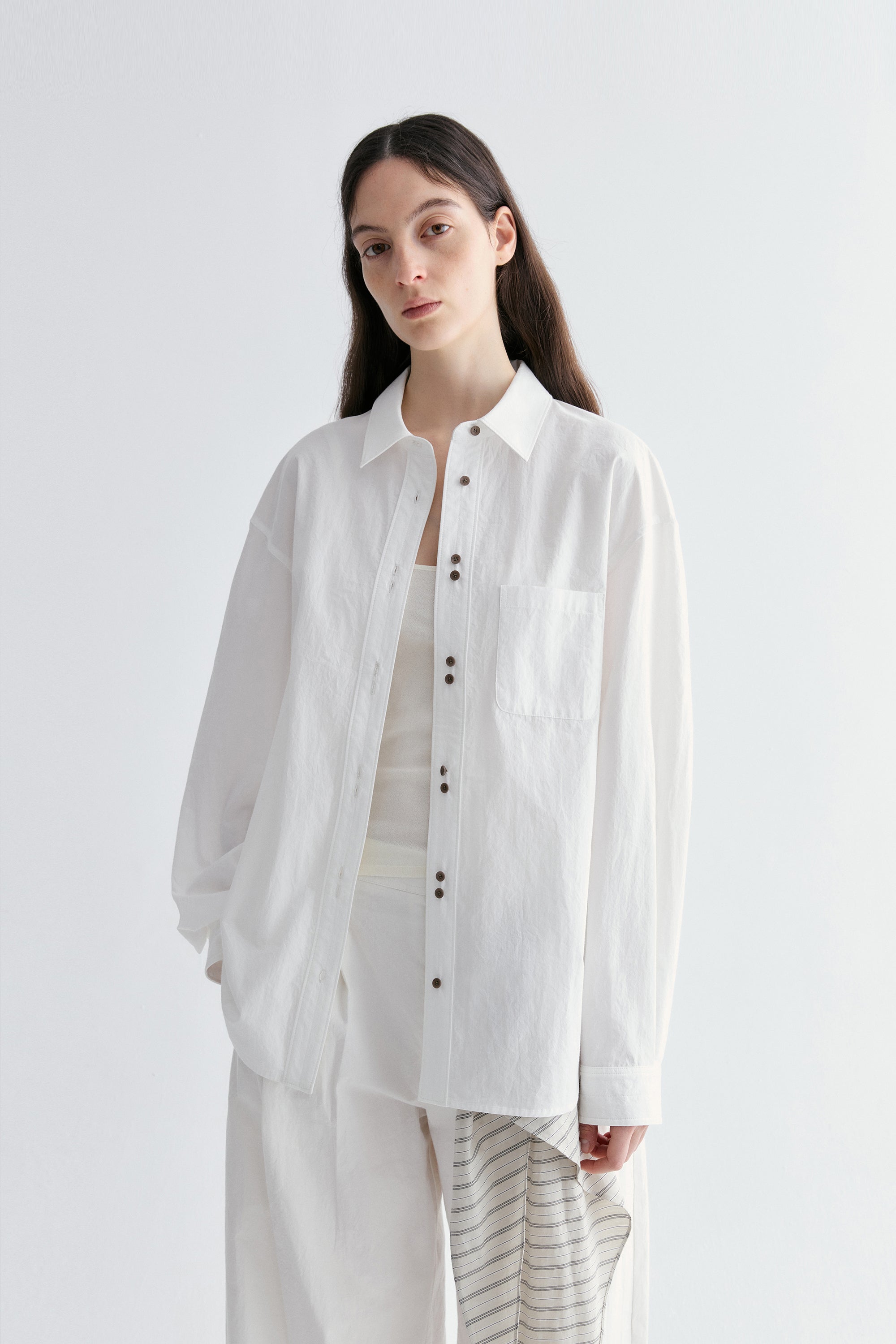 #color_off white