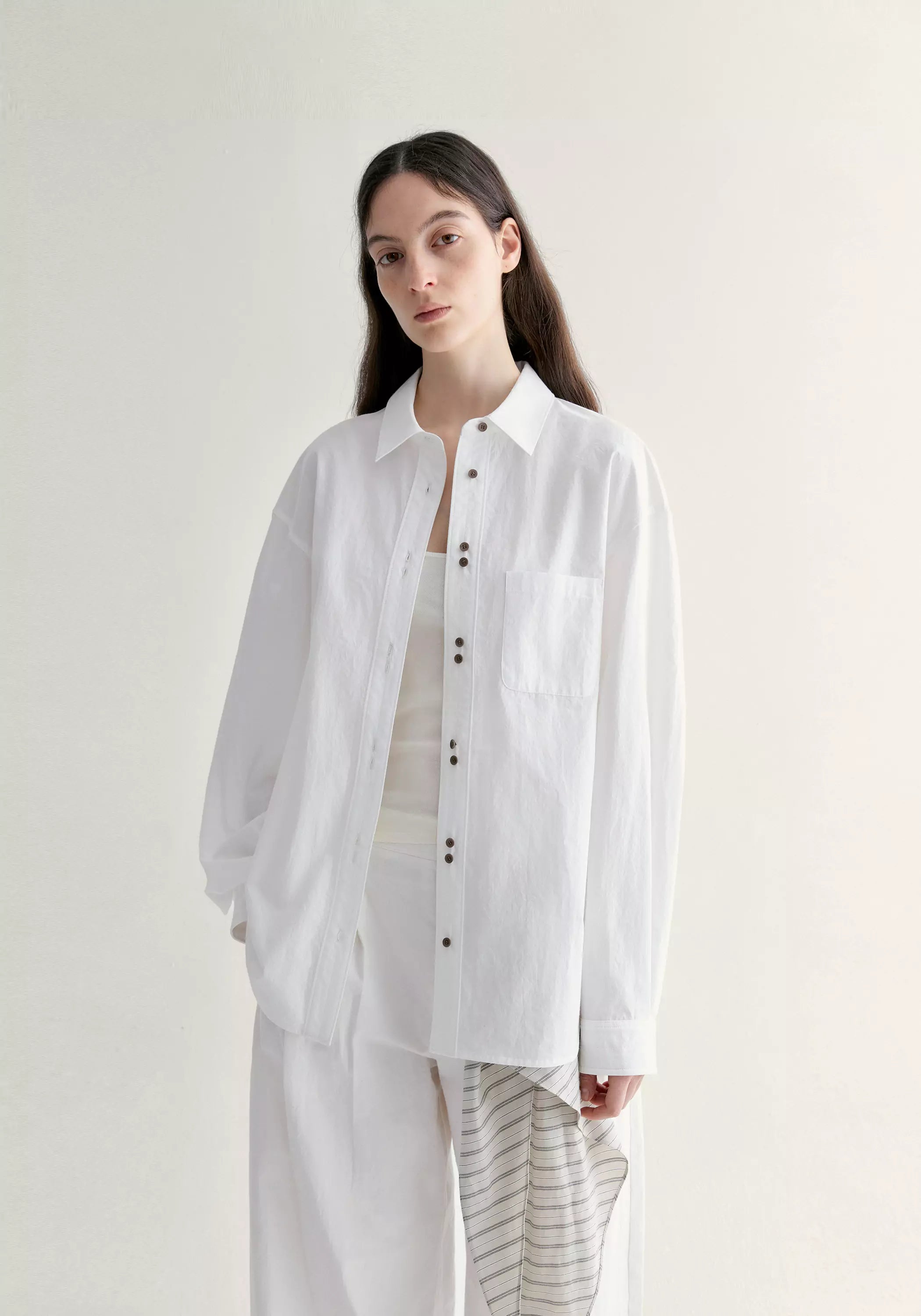 #color_off white