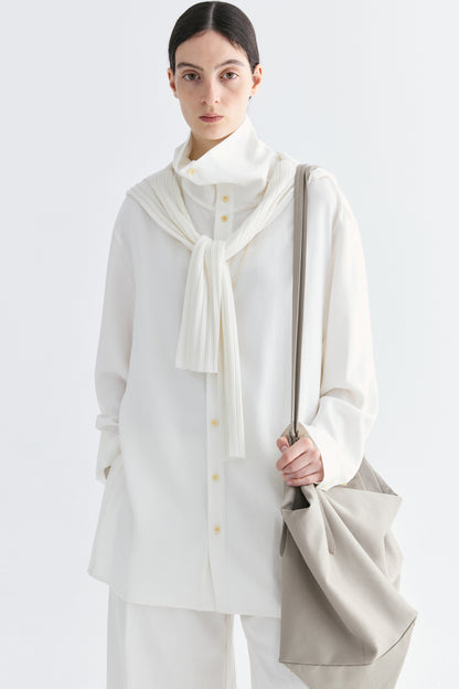 #color_off white