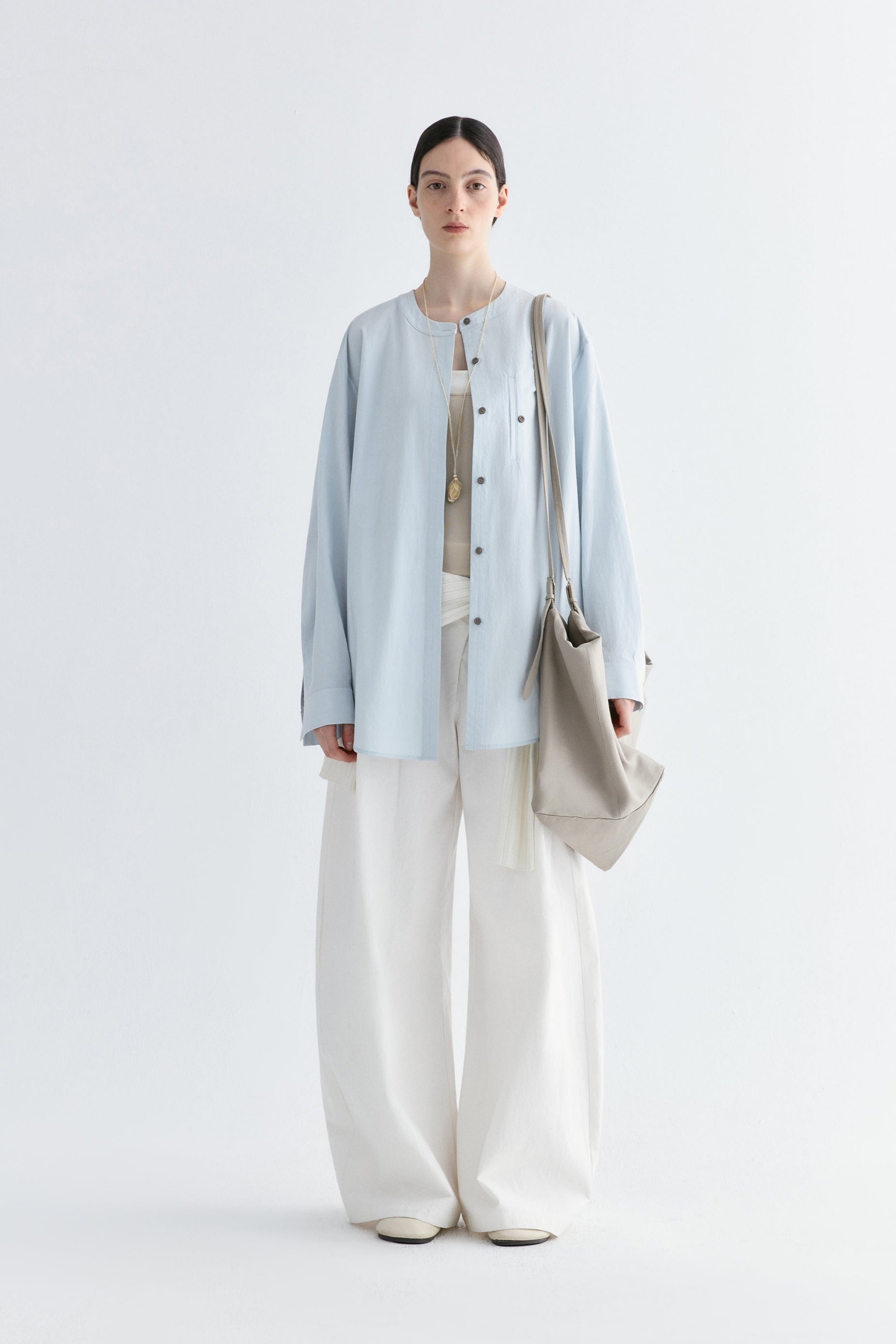 #color_off white