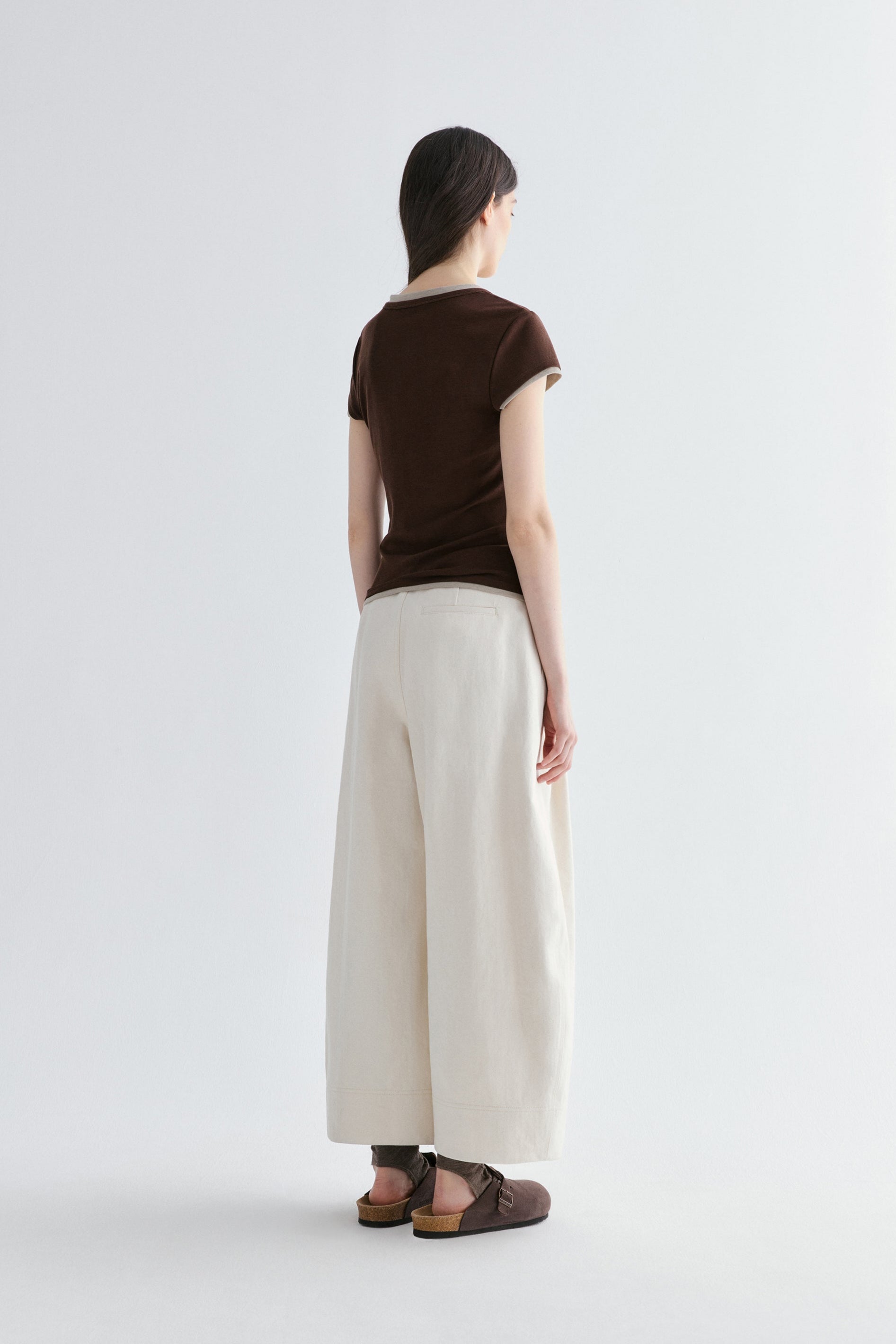 #color_raw umber