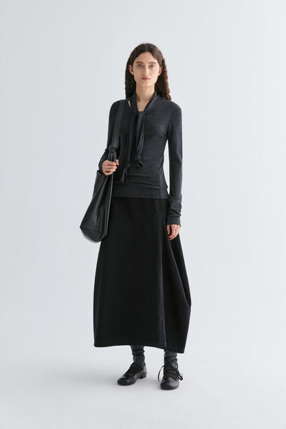 #color_black ash