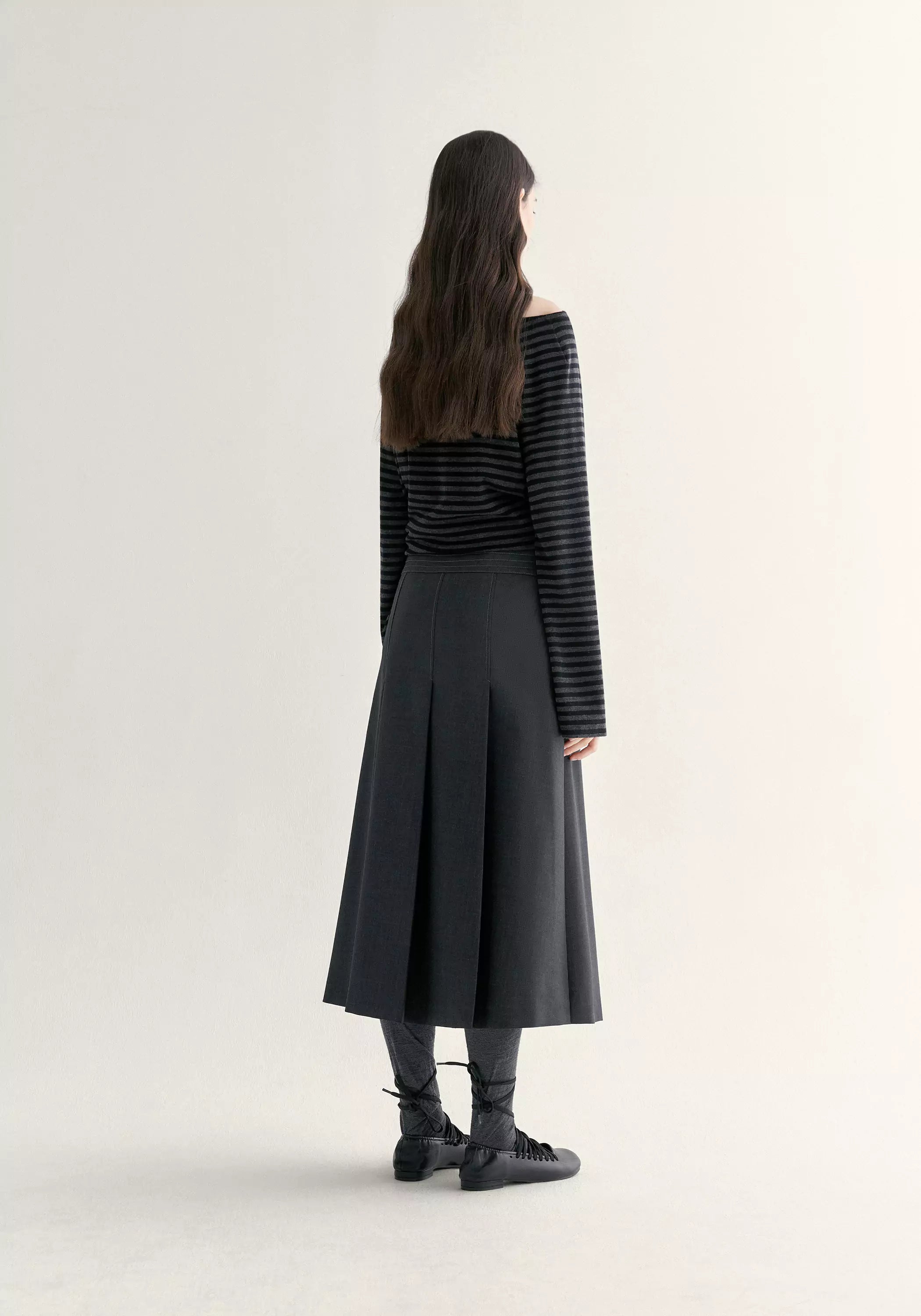 #color_dark gray