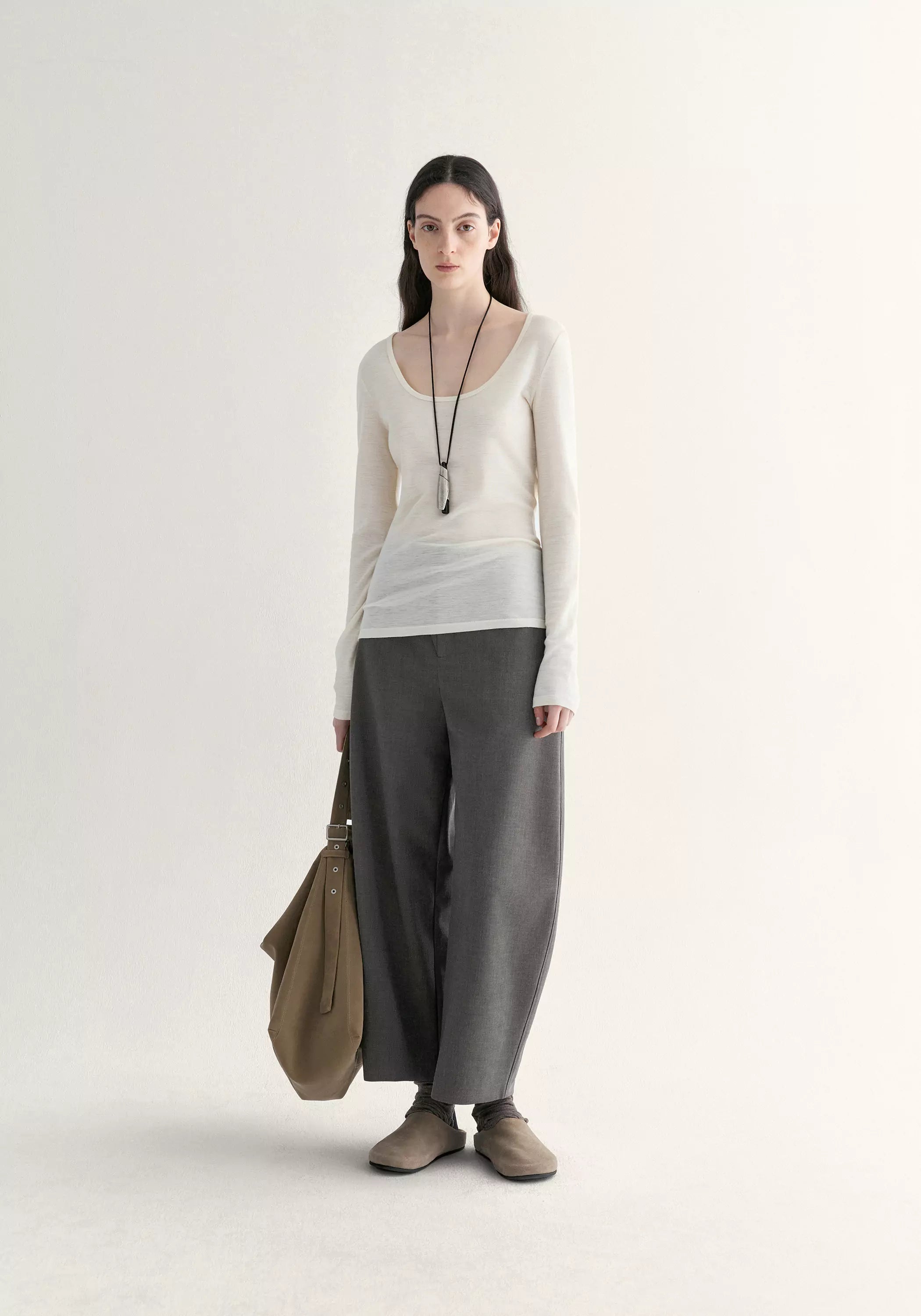 #color_off white