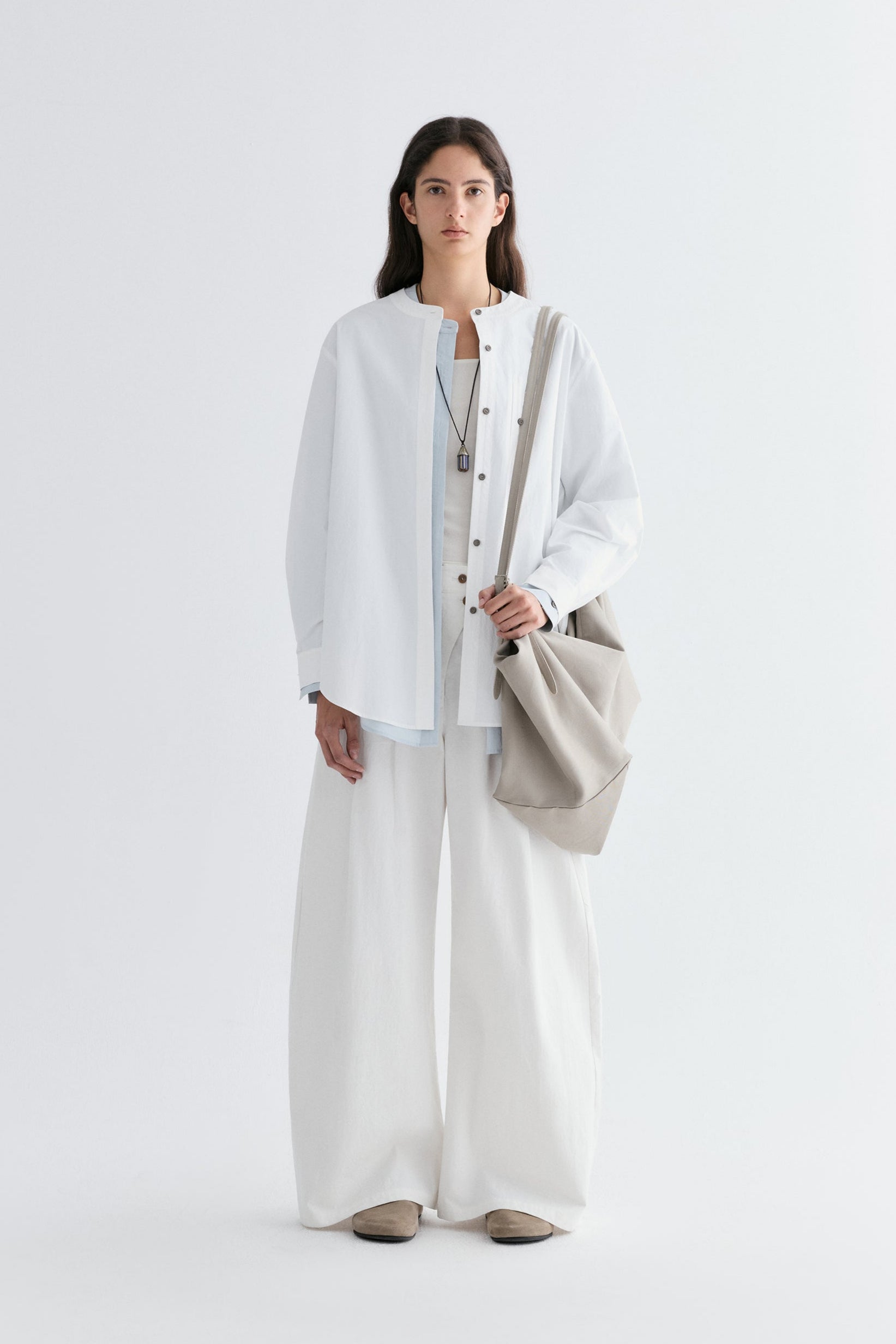 #color_off white