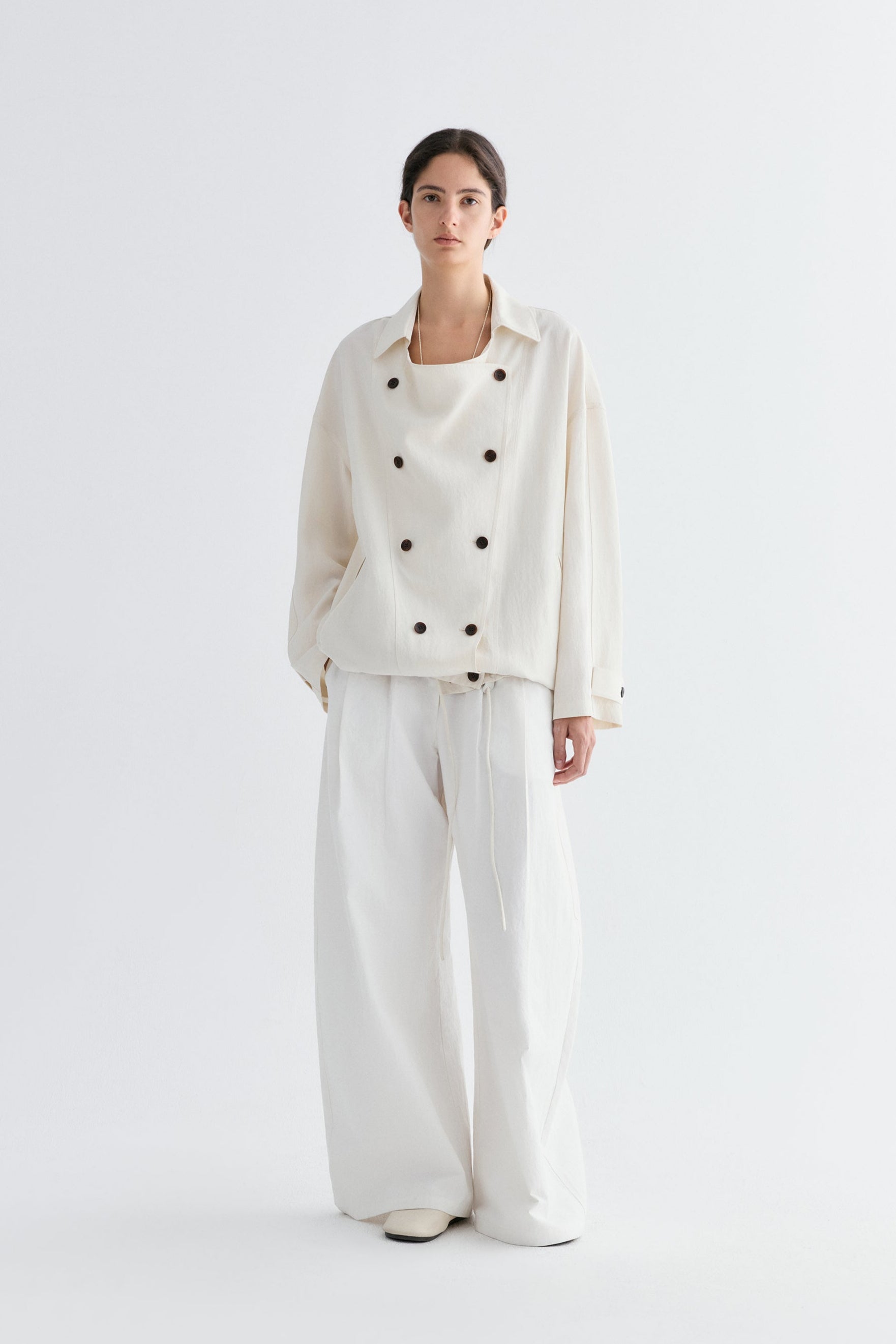 #color_cream white