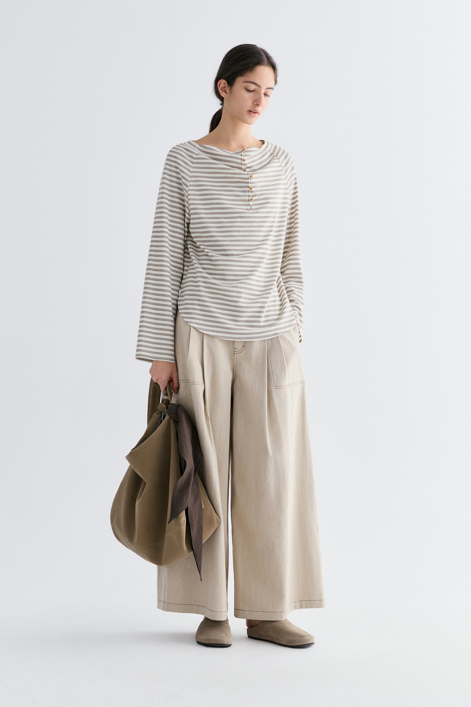 #color_light khaki