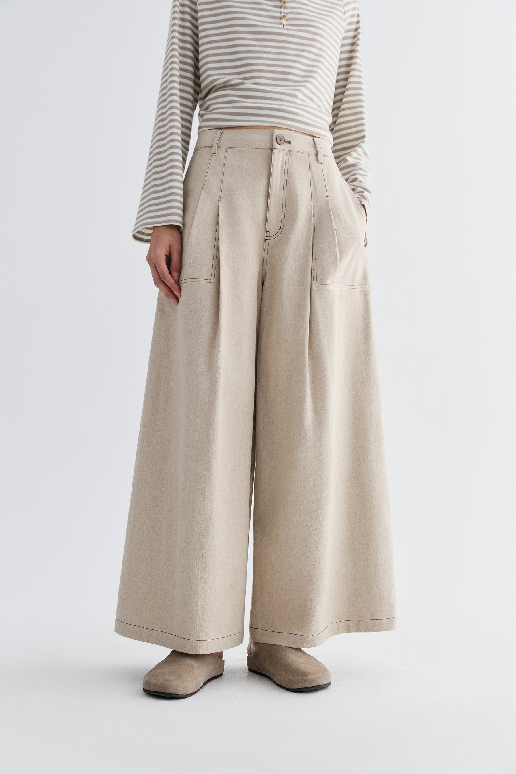 #color_light khaki