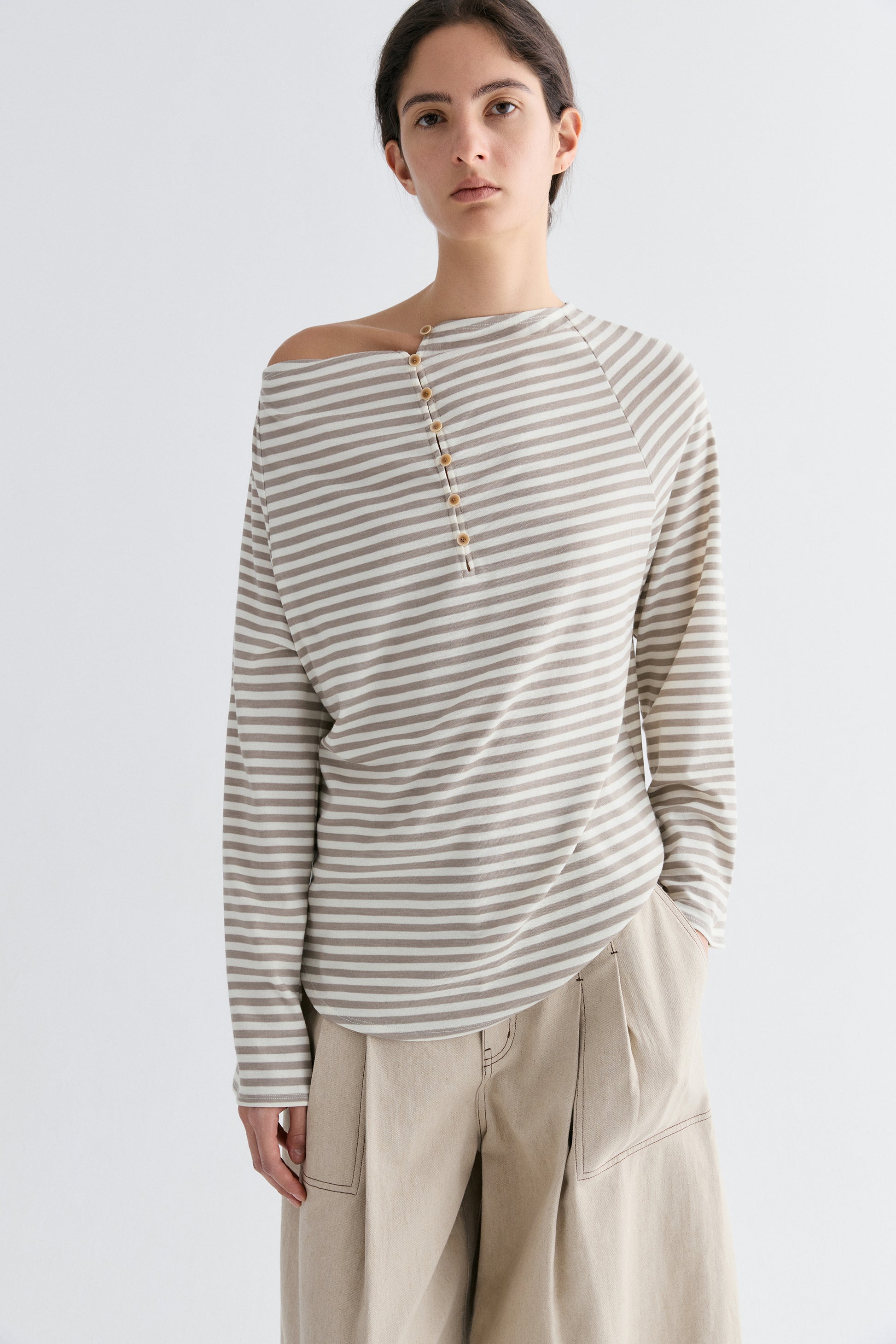 #color_light khaki