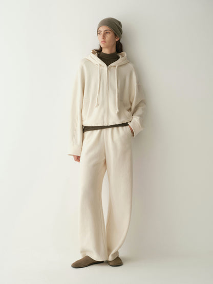 #color_cream white