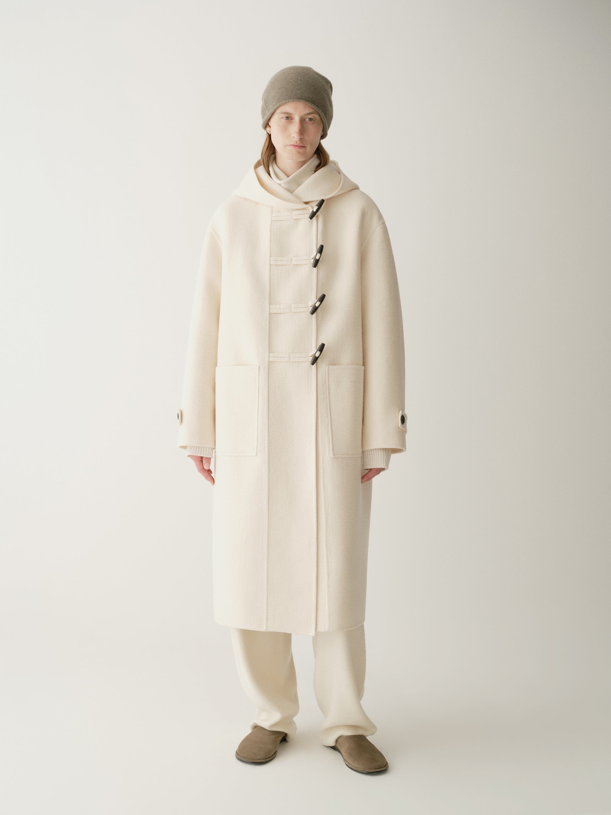 #color_off white