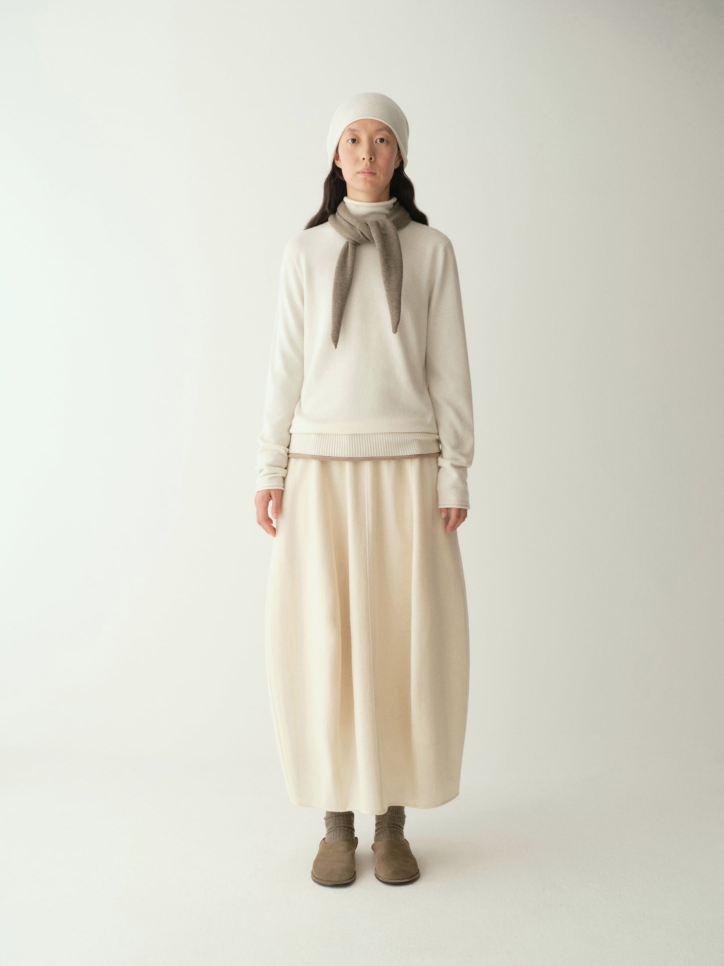 #color_off white