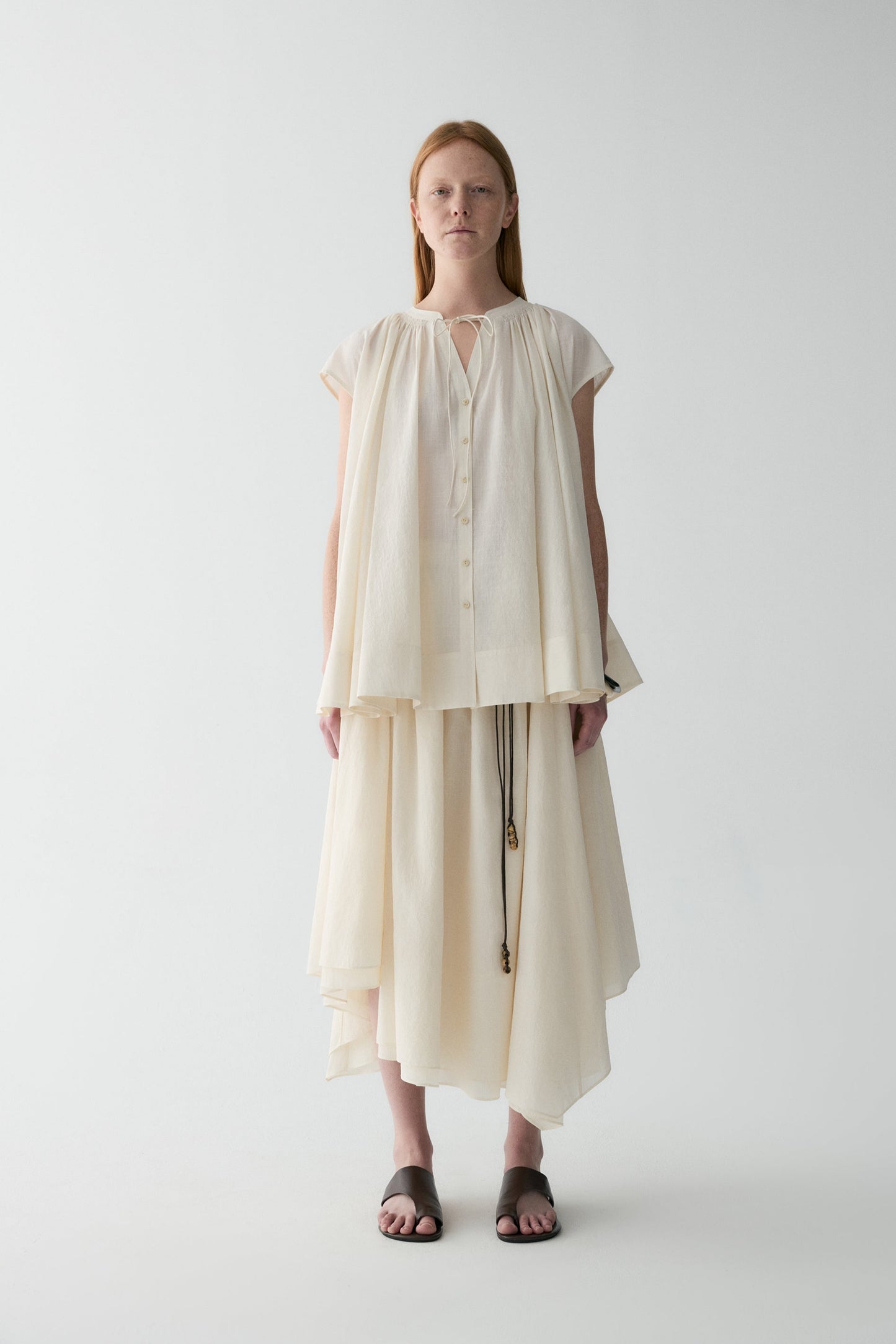 #color_cream white