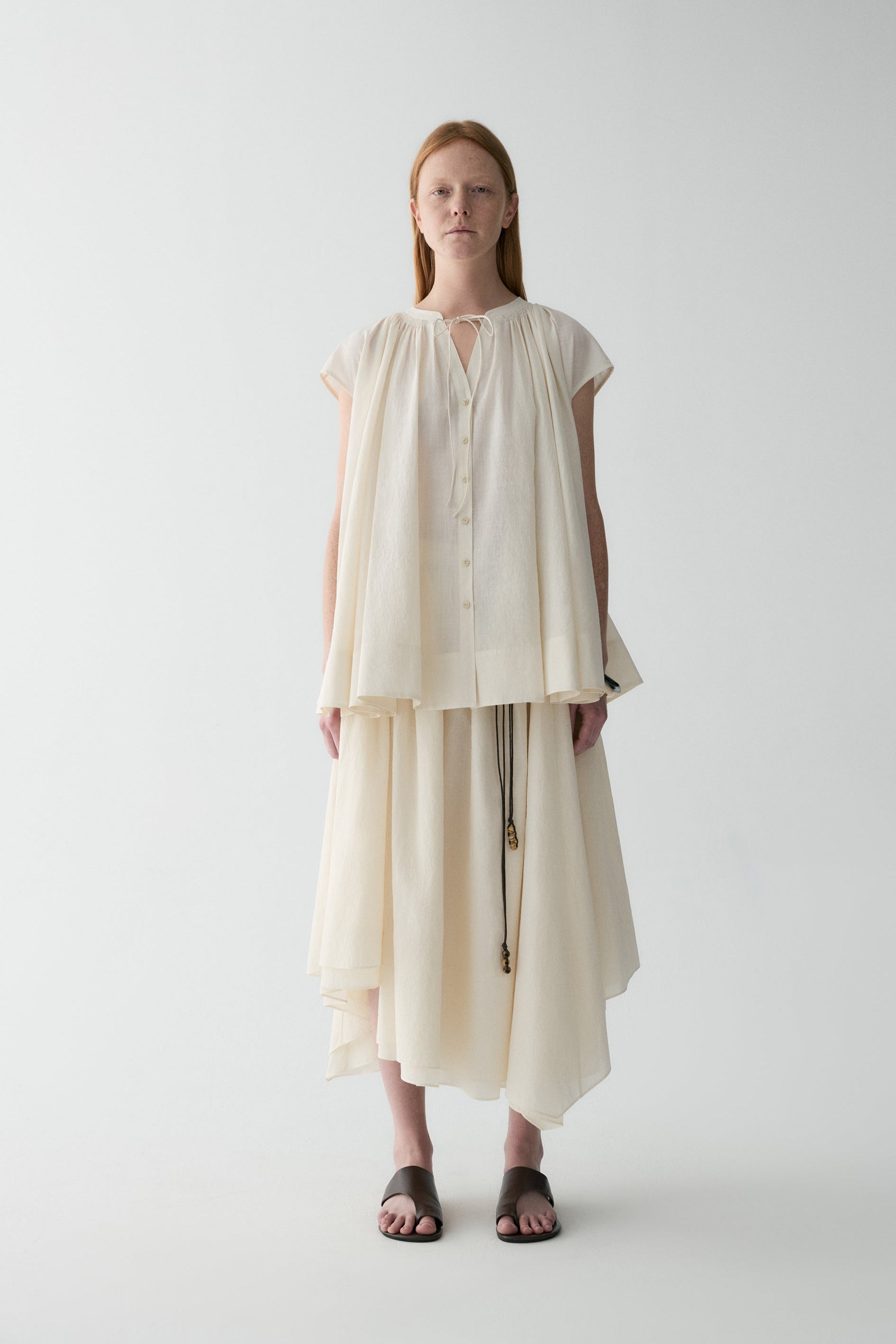 #color_cream white