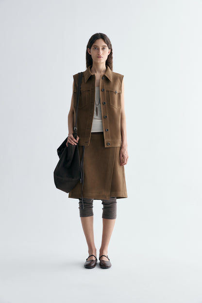 #color_light brown
