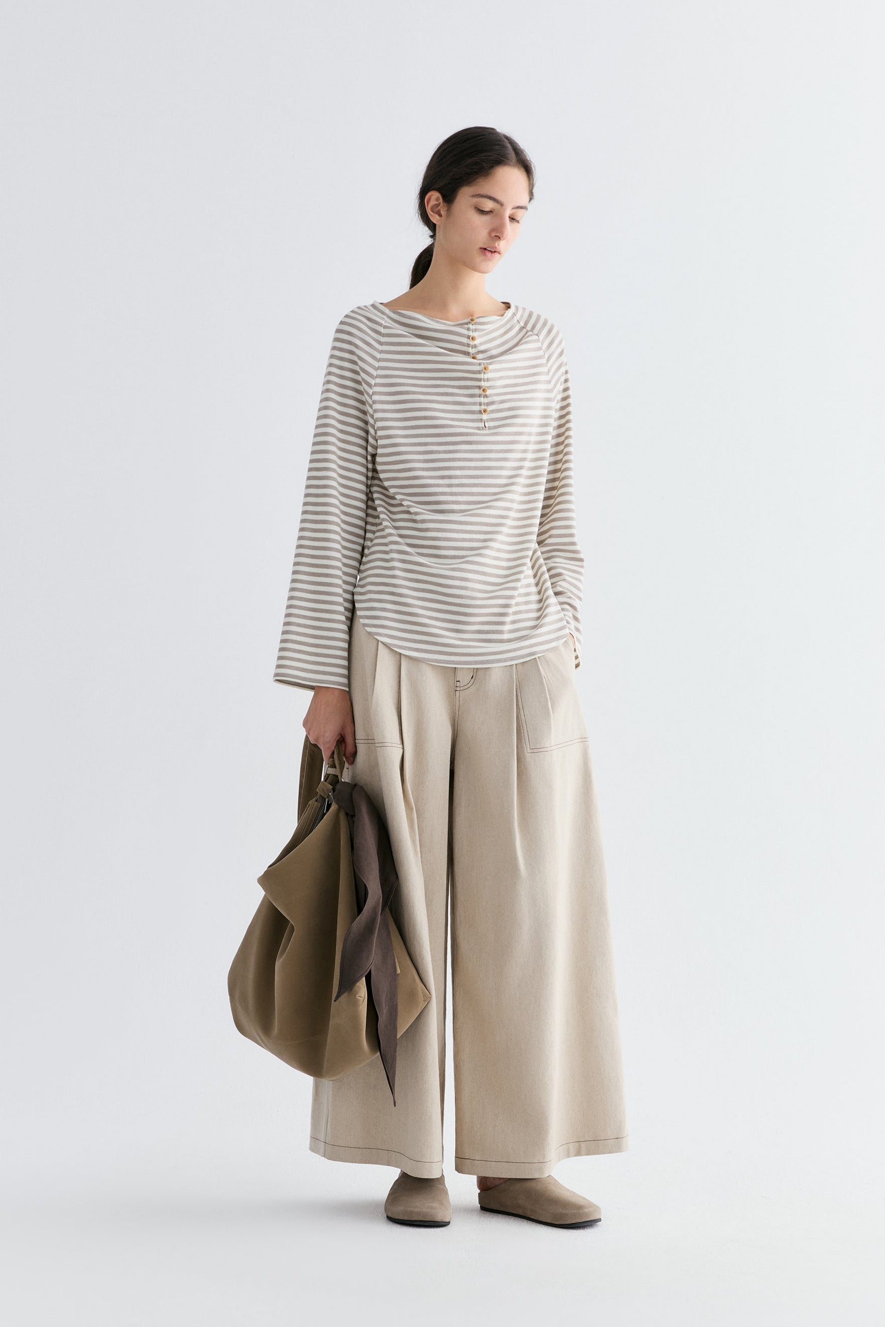 #color_light khaki