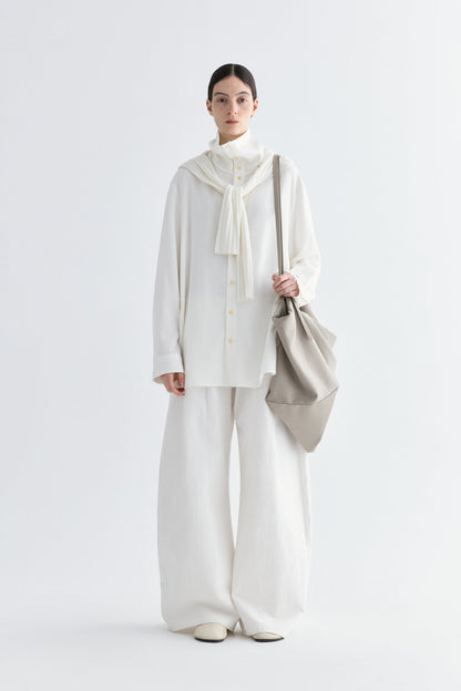 #color_off white