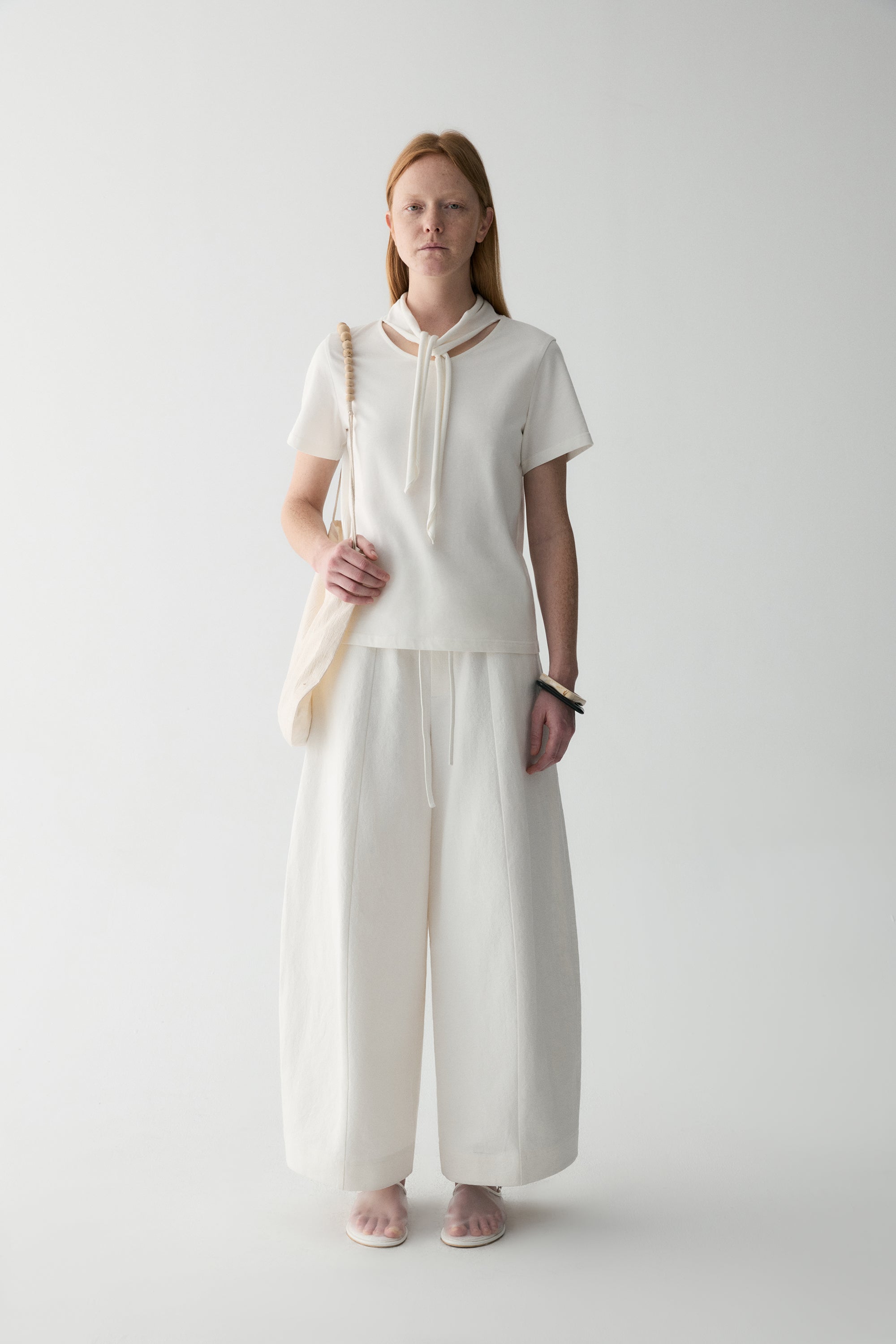 #color_off white
