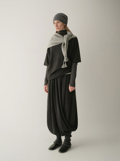 #color_black ash