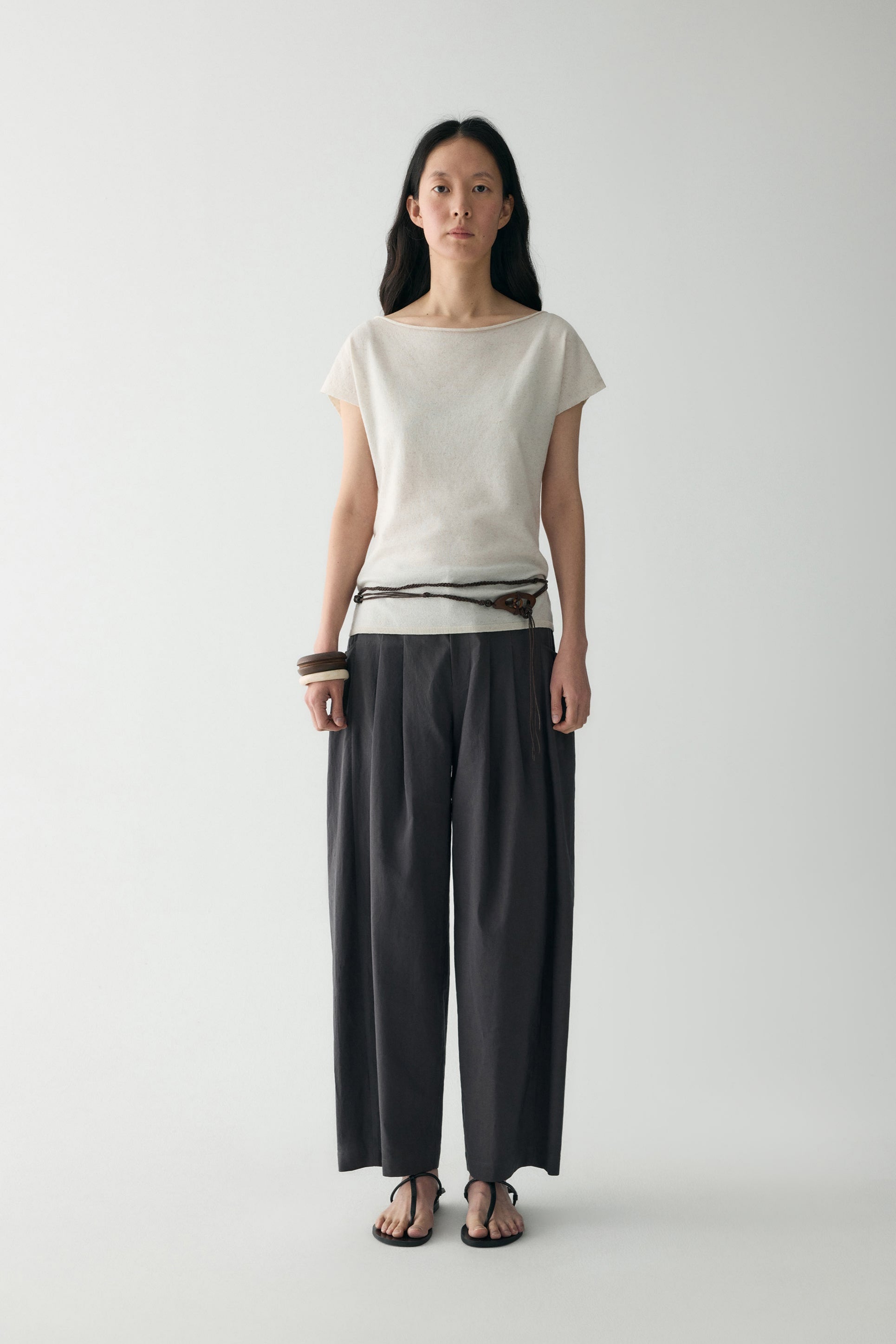 #color_off white