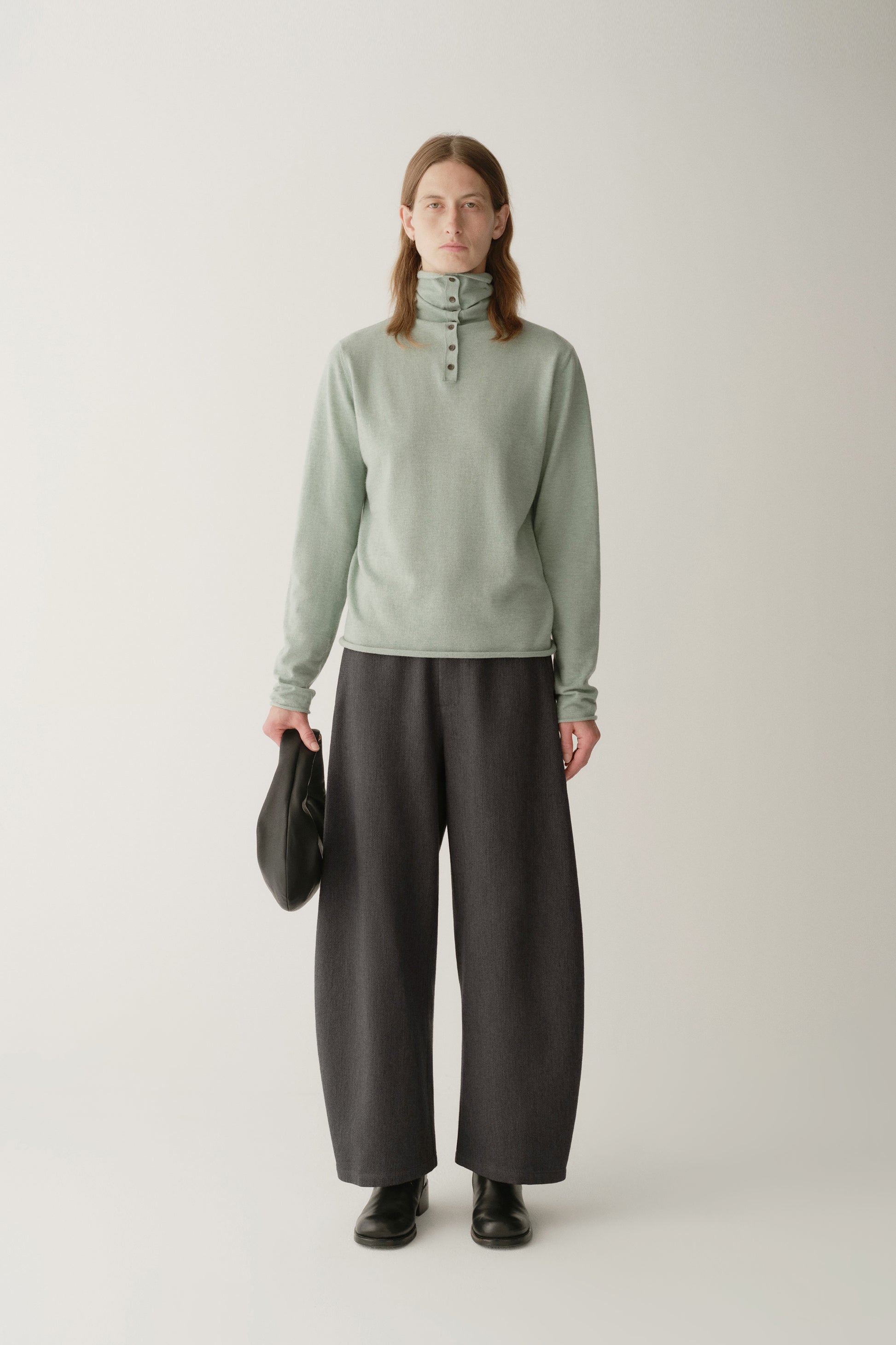 #color_mid gray