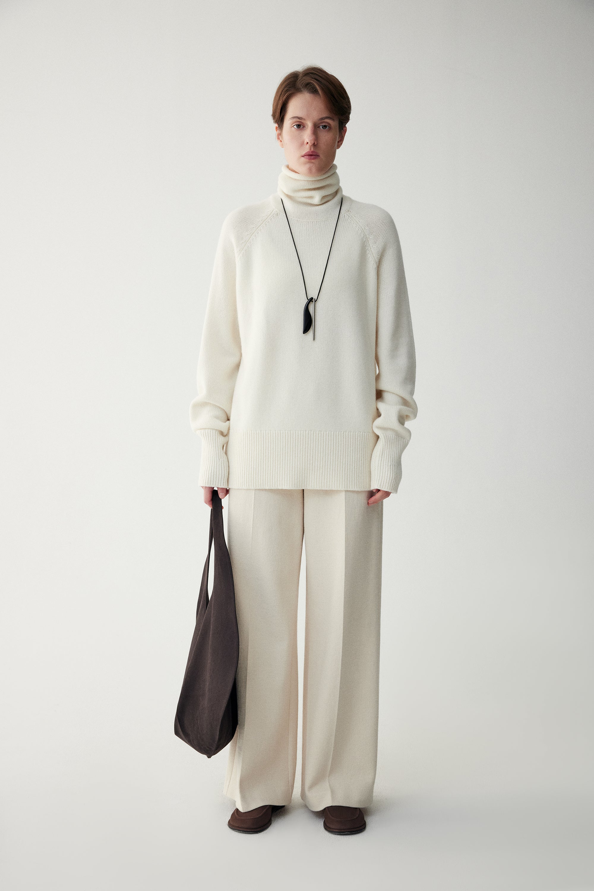 #color_off white