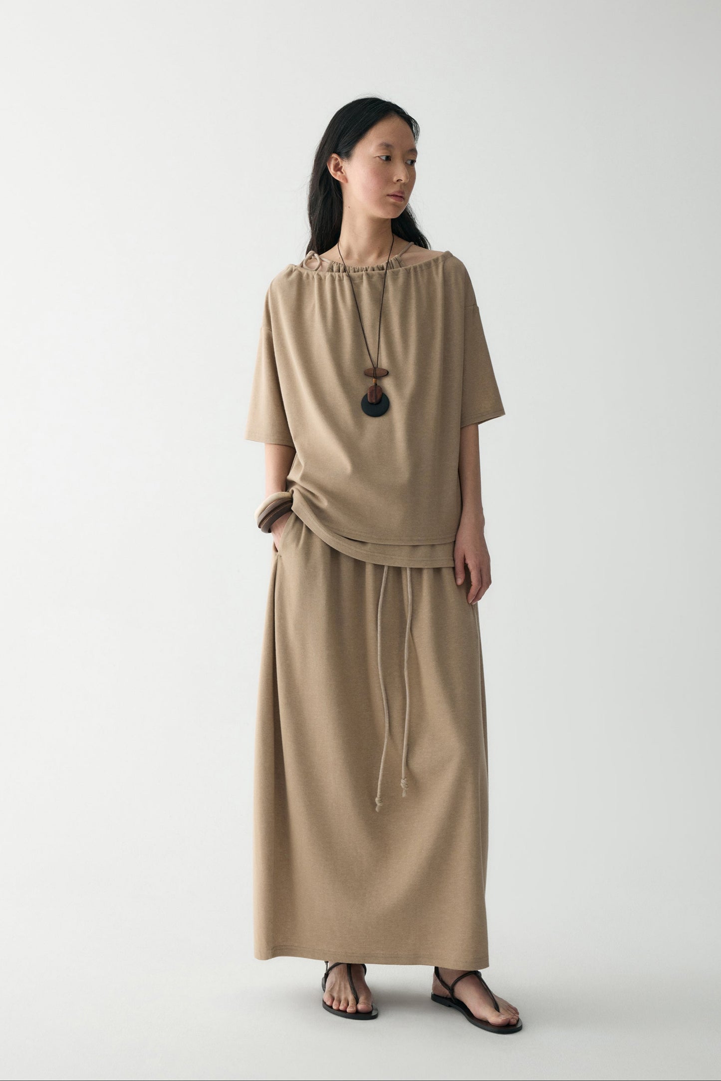 #color_khaki