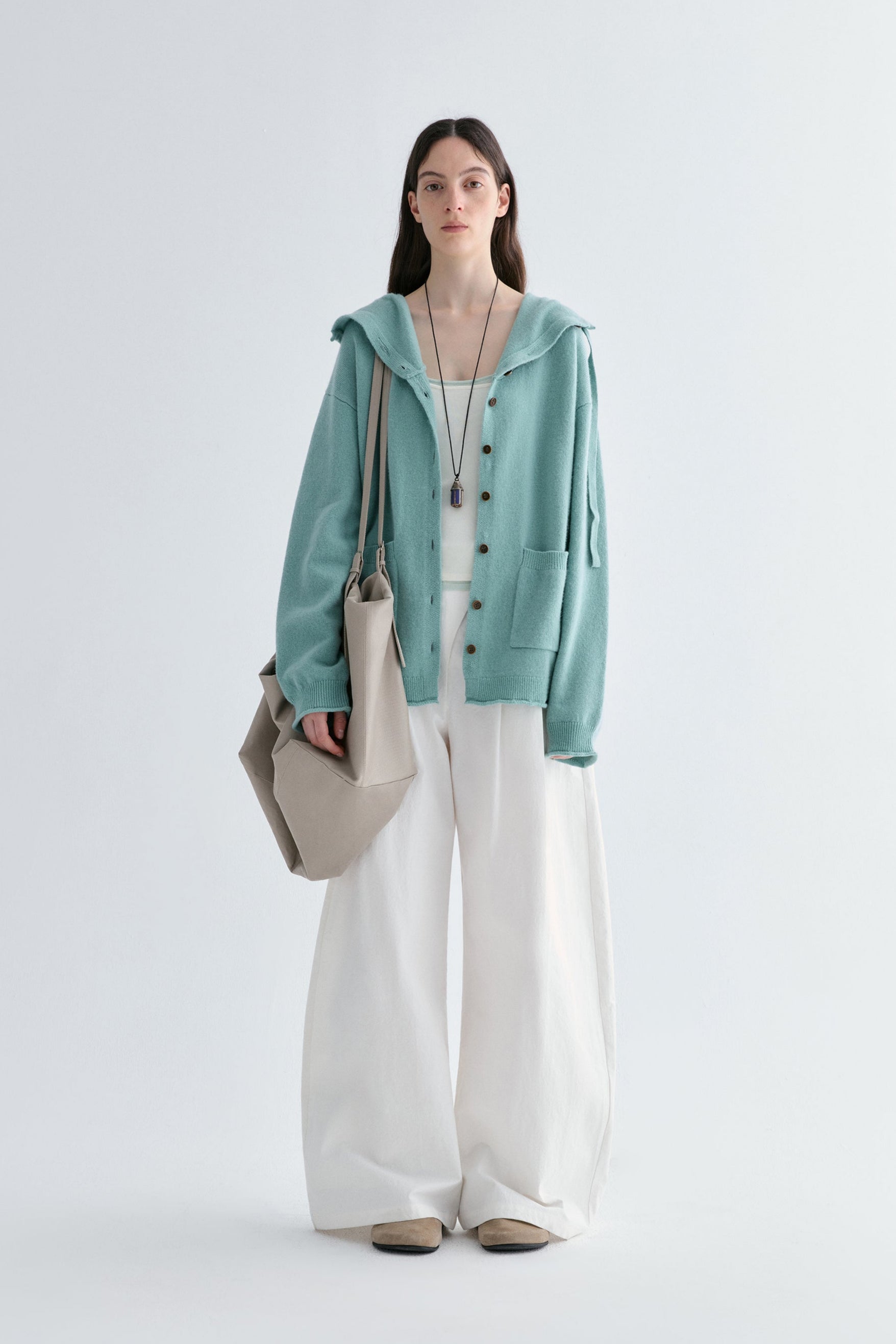 #color_off white