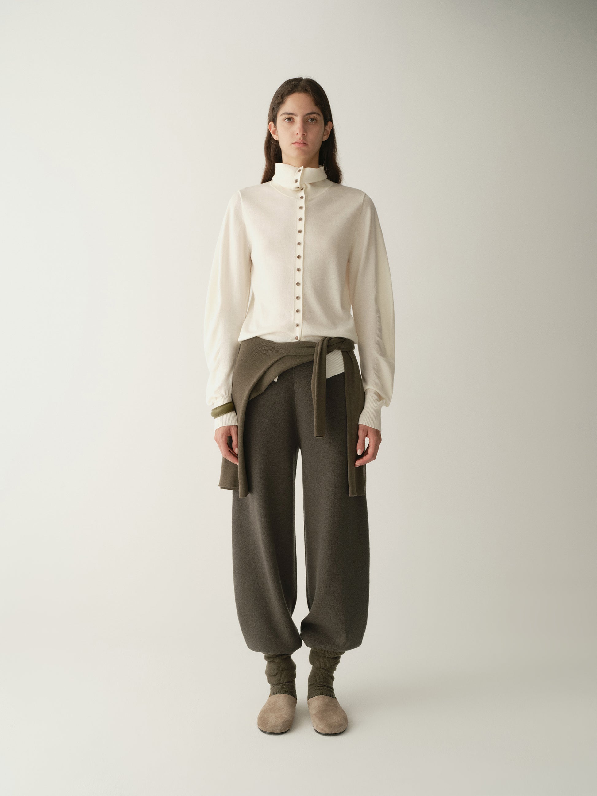 #color_off white