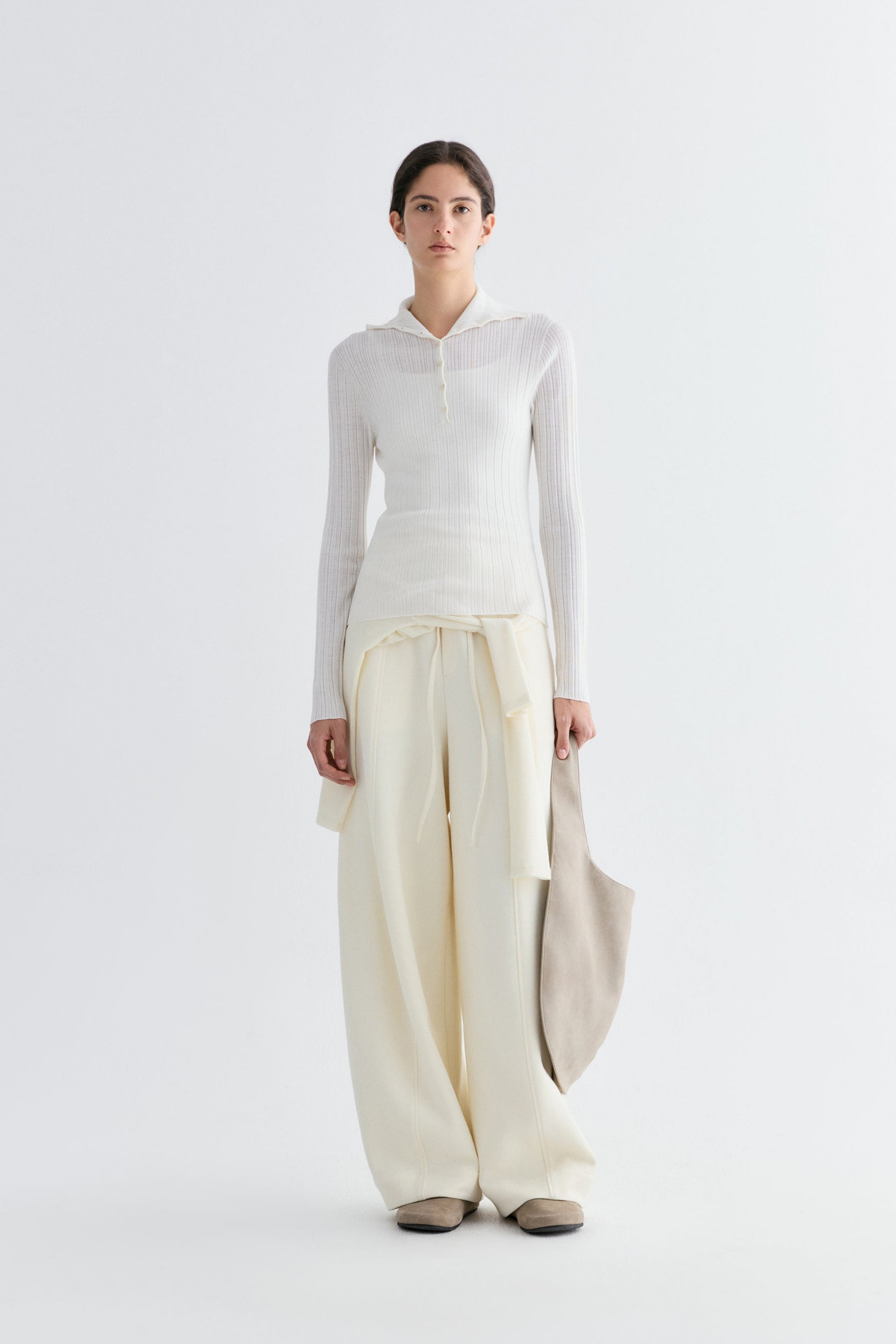 #color_cream white