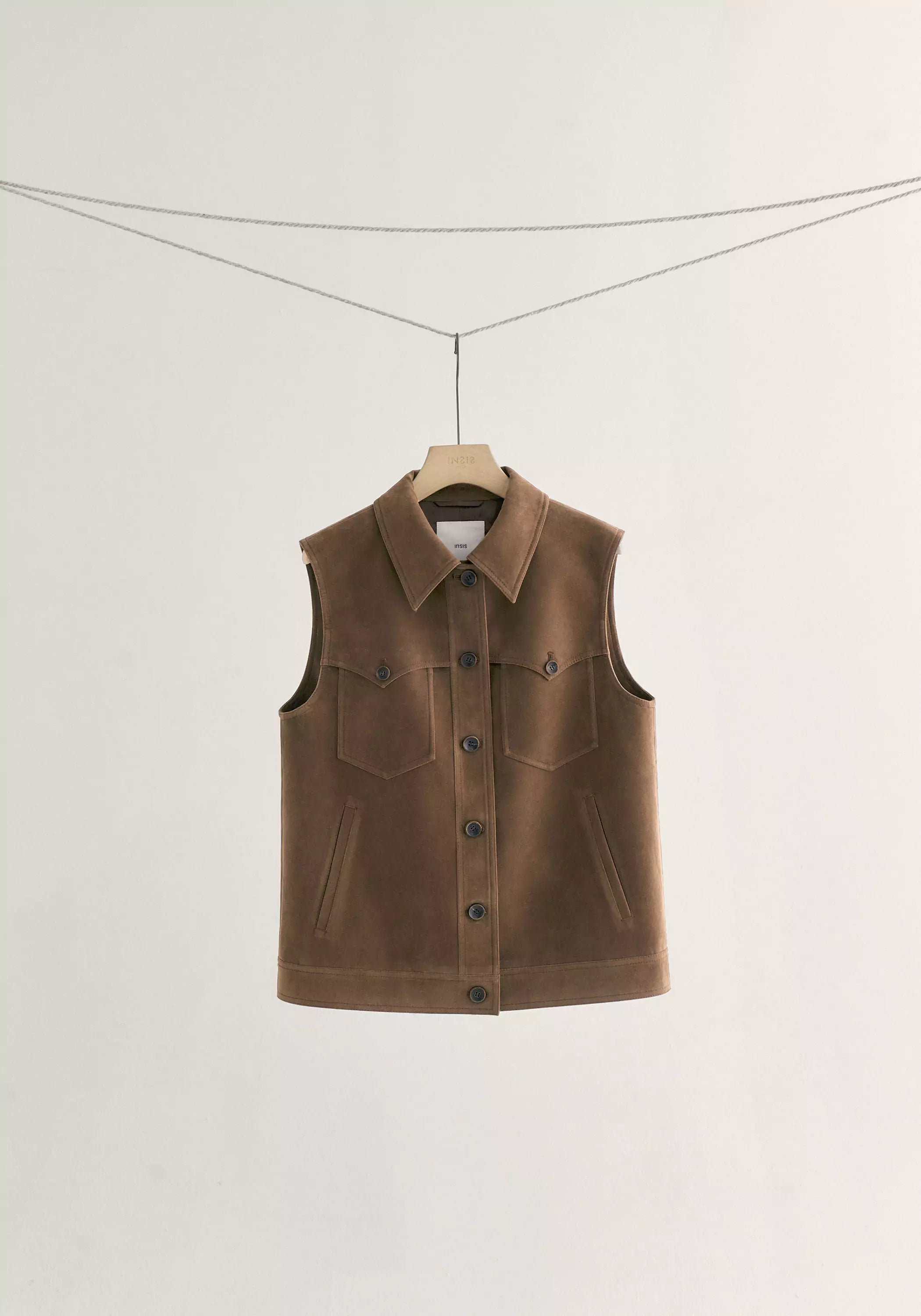 #color_light brown