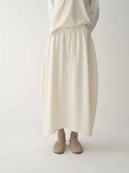 #color_cream white