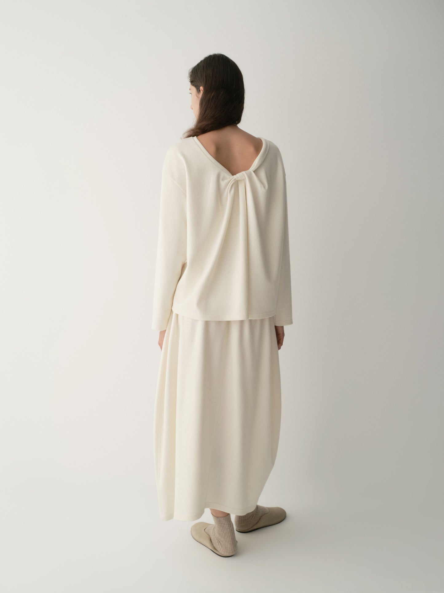 #color_cream white