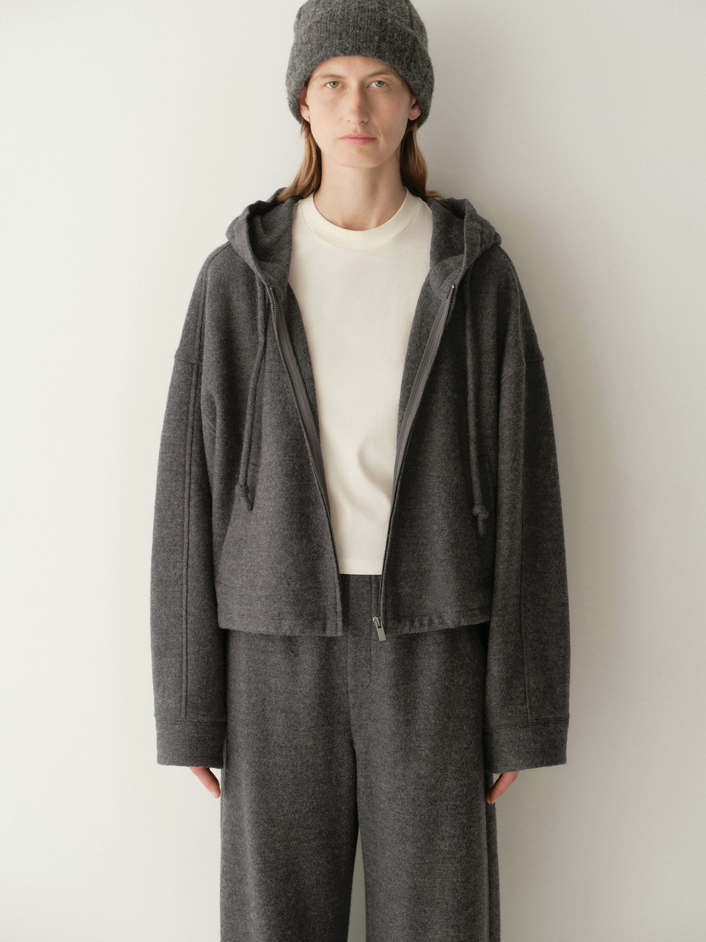 #color_dark gray