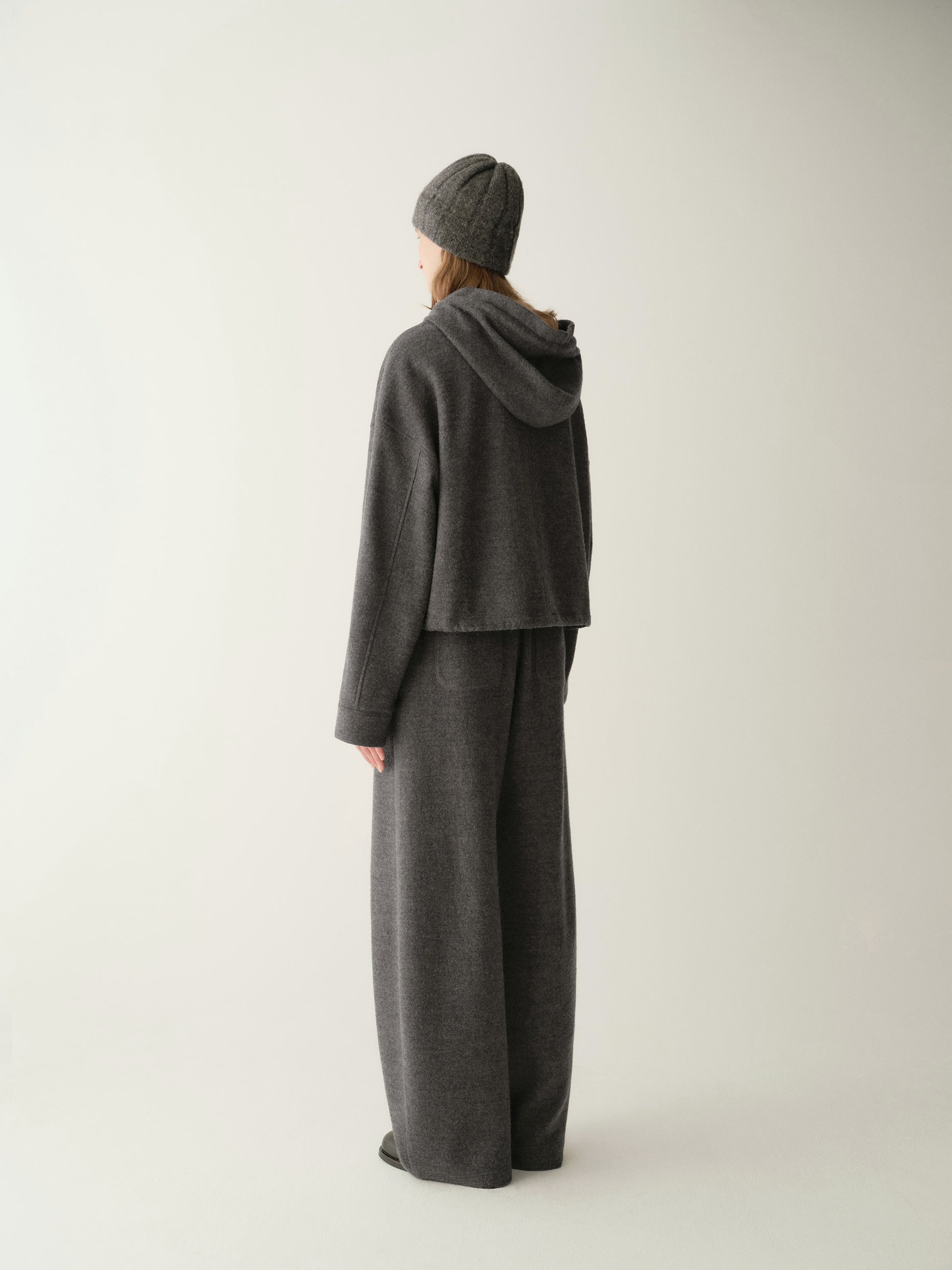 #color_dark gray