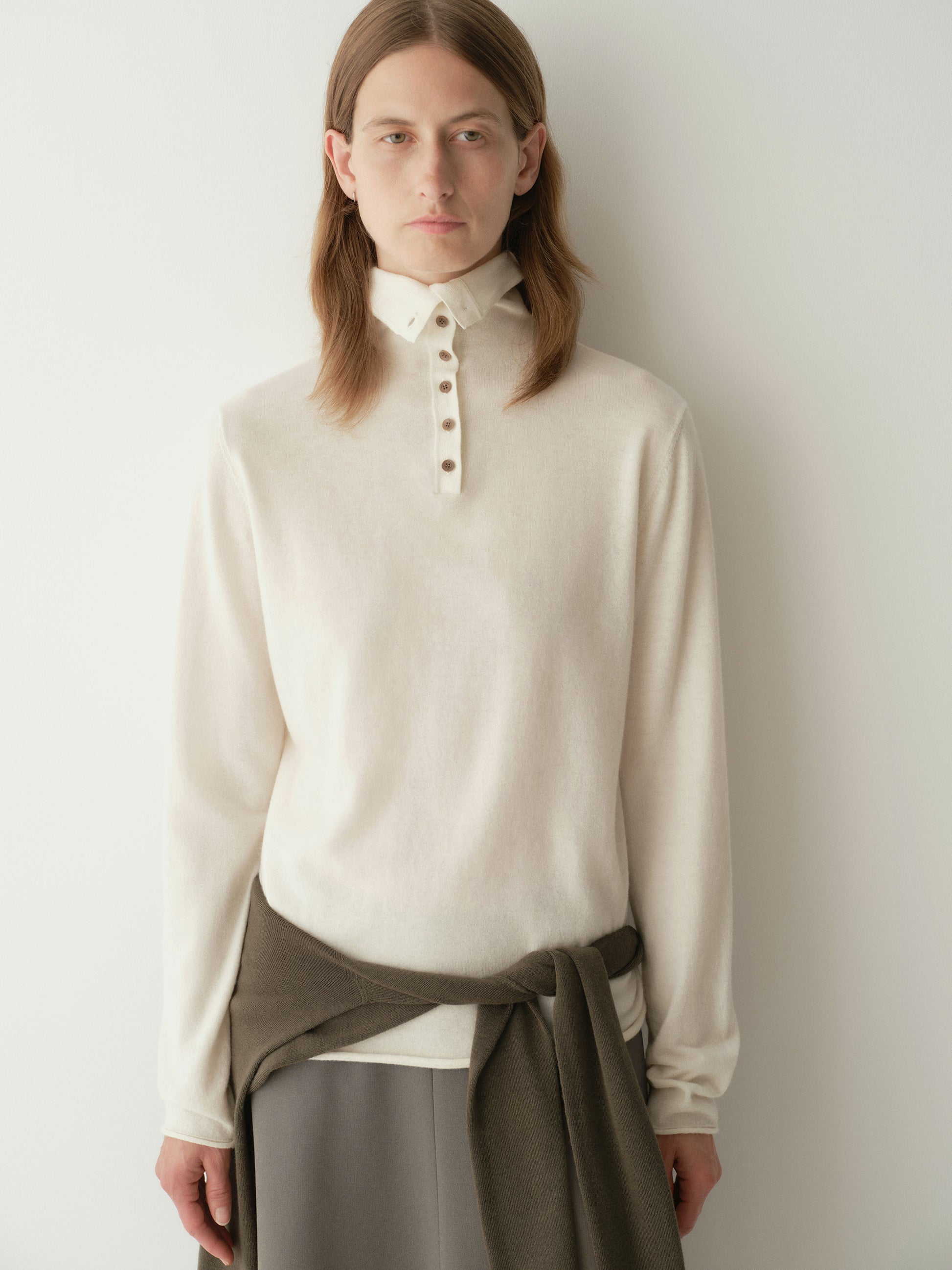 #color_off white