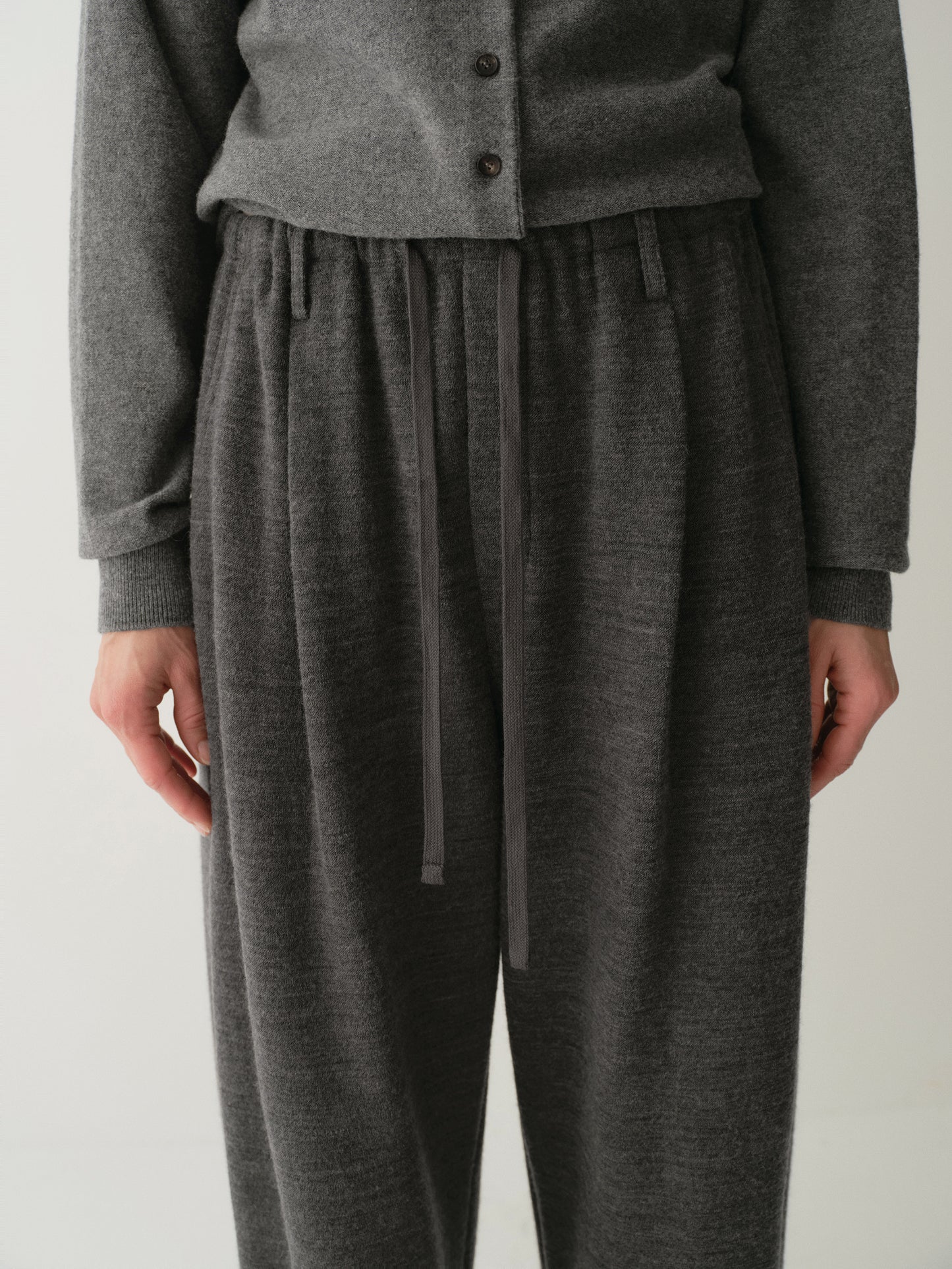 #color_dark gray