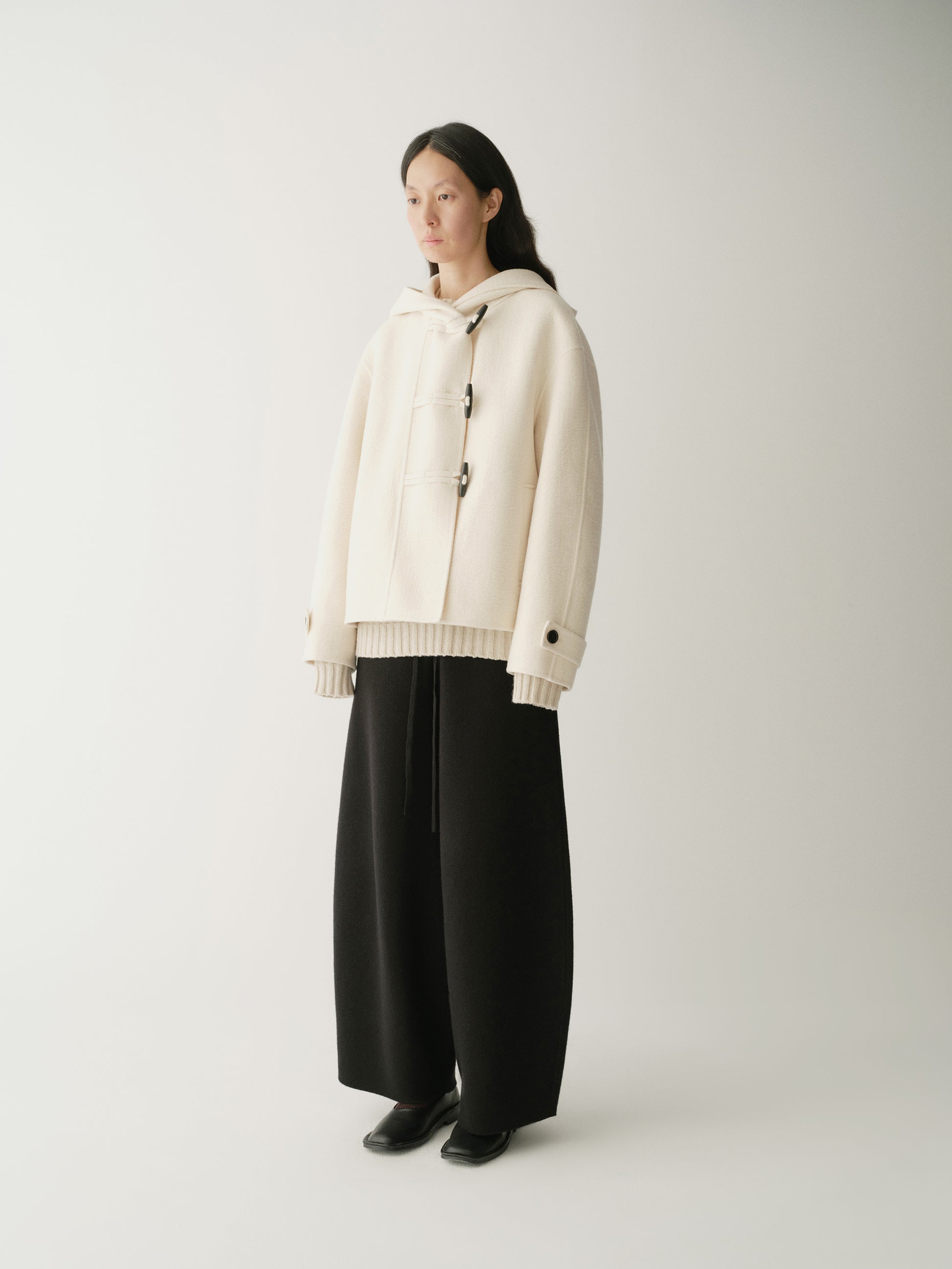 #color_off white