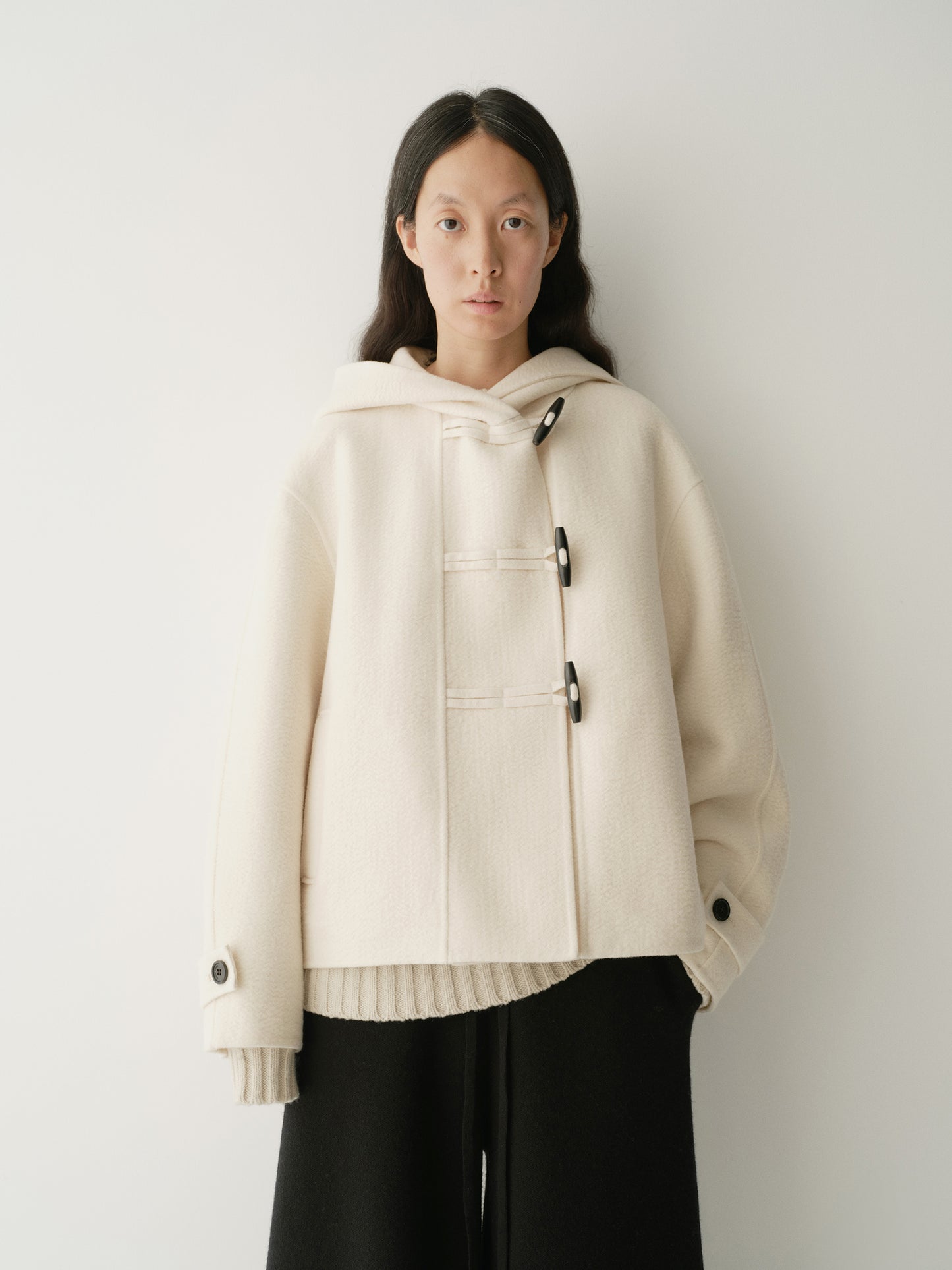 #color_off white