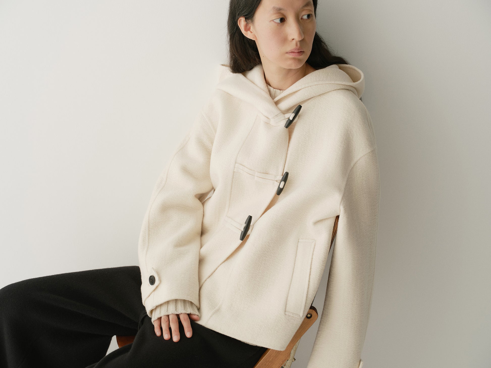 #color_off white