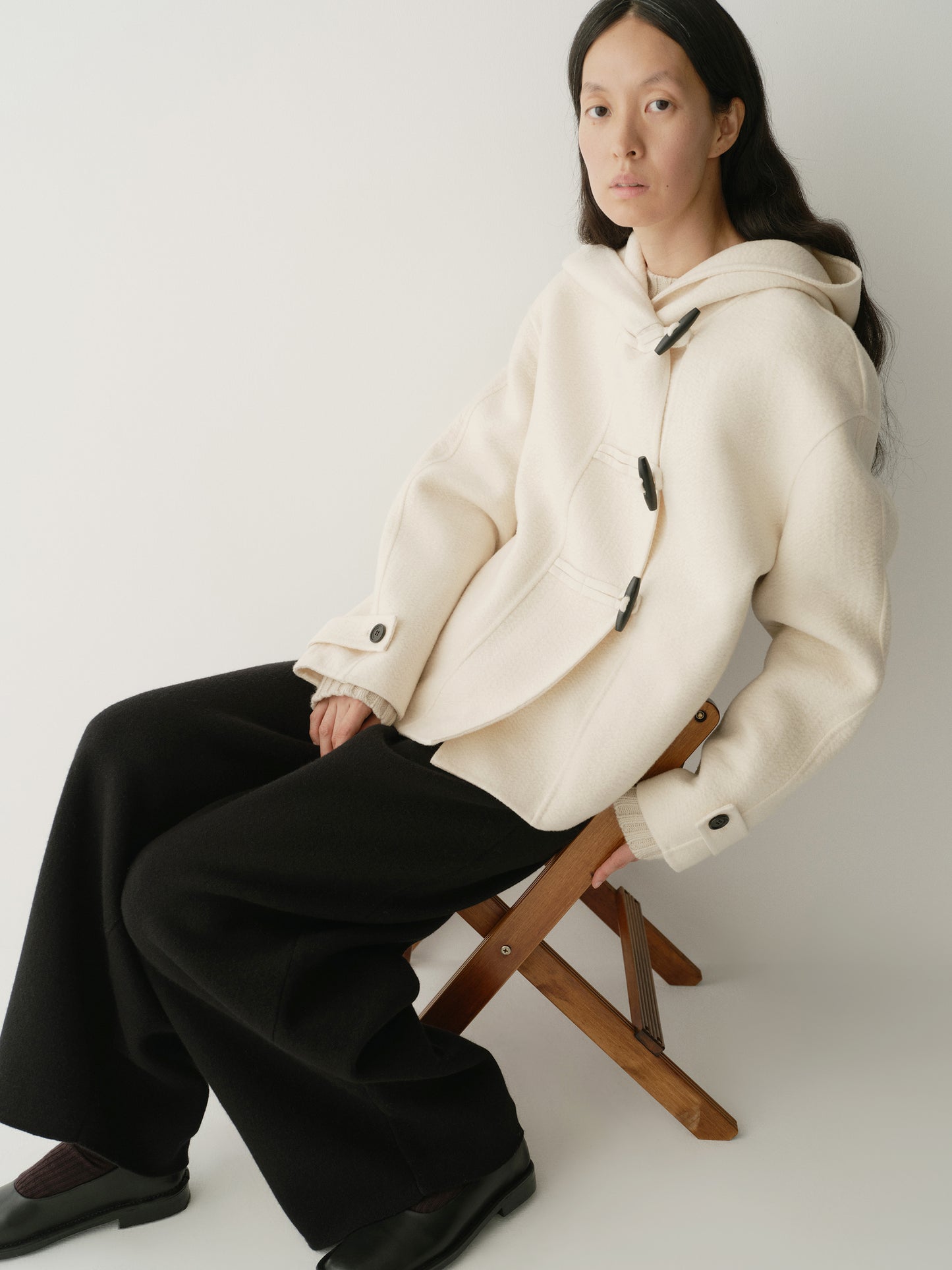 #color_off white