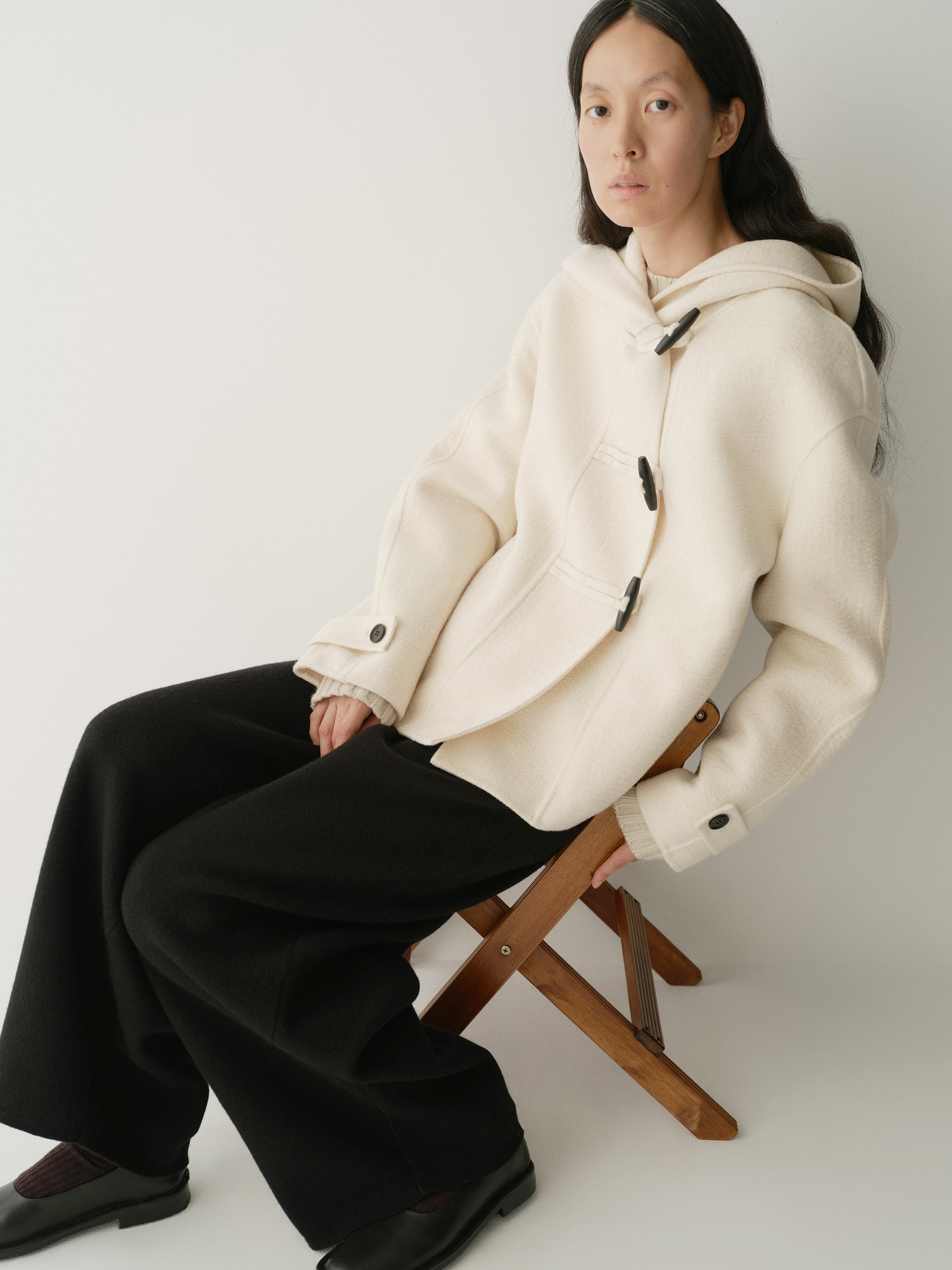 #color_off white