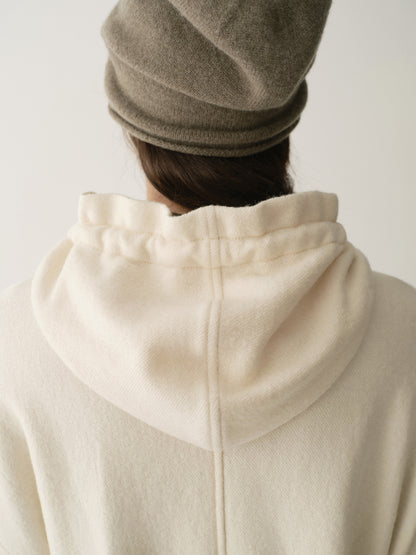 #color_cream white