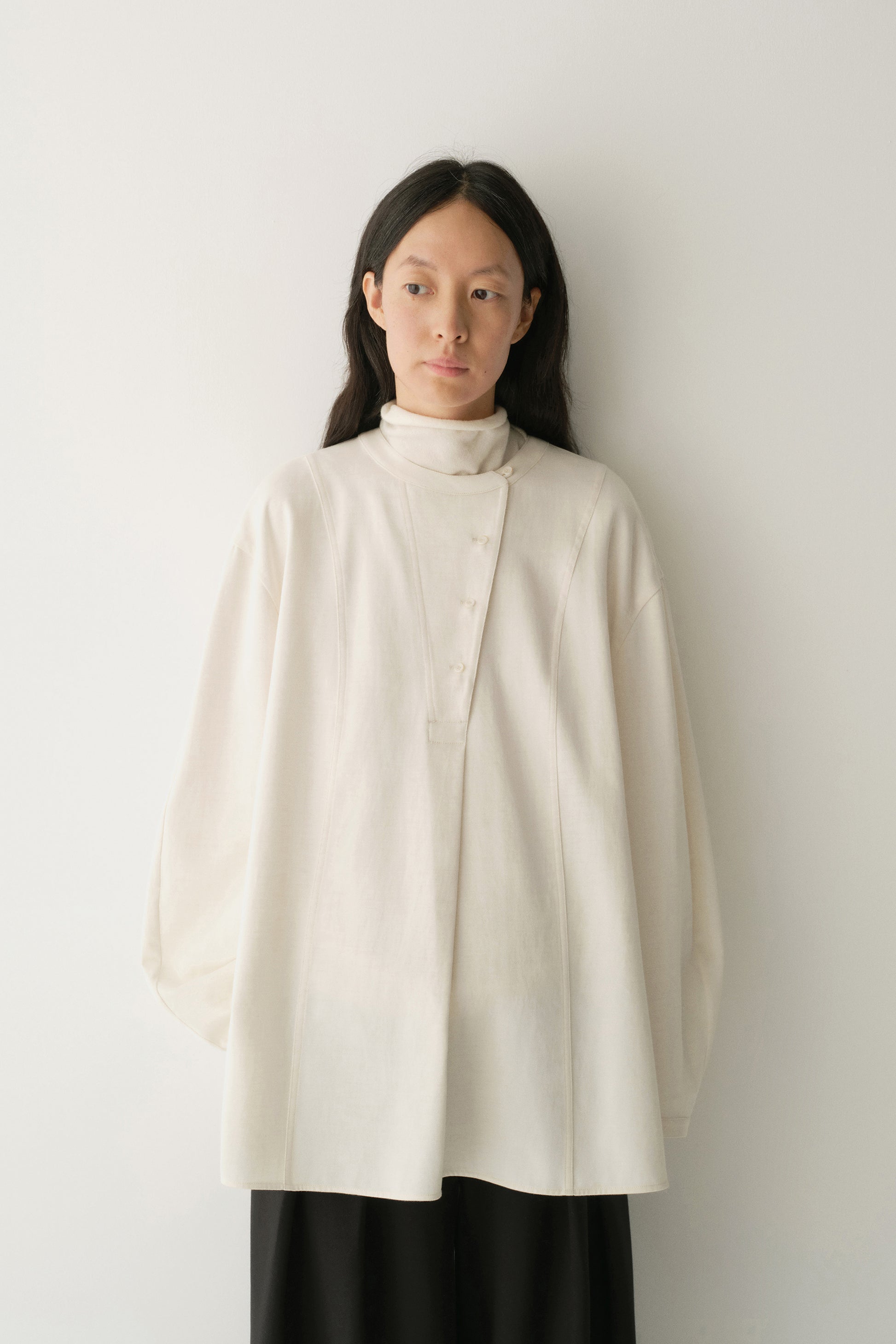 #color_off white