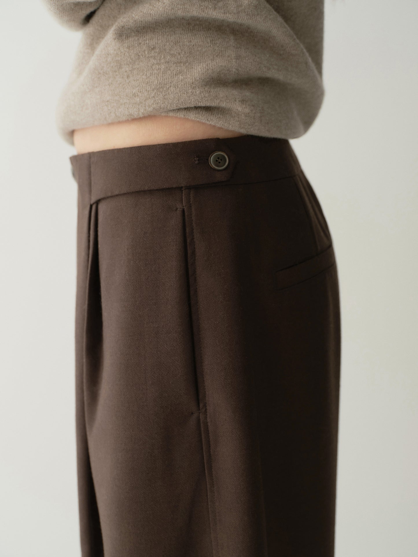 #color_raw umber