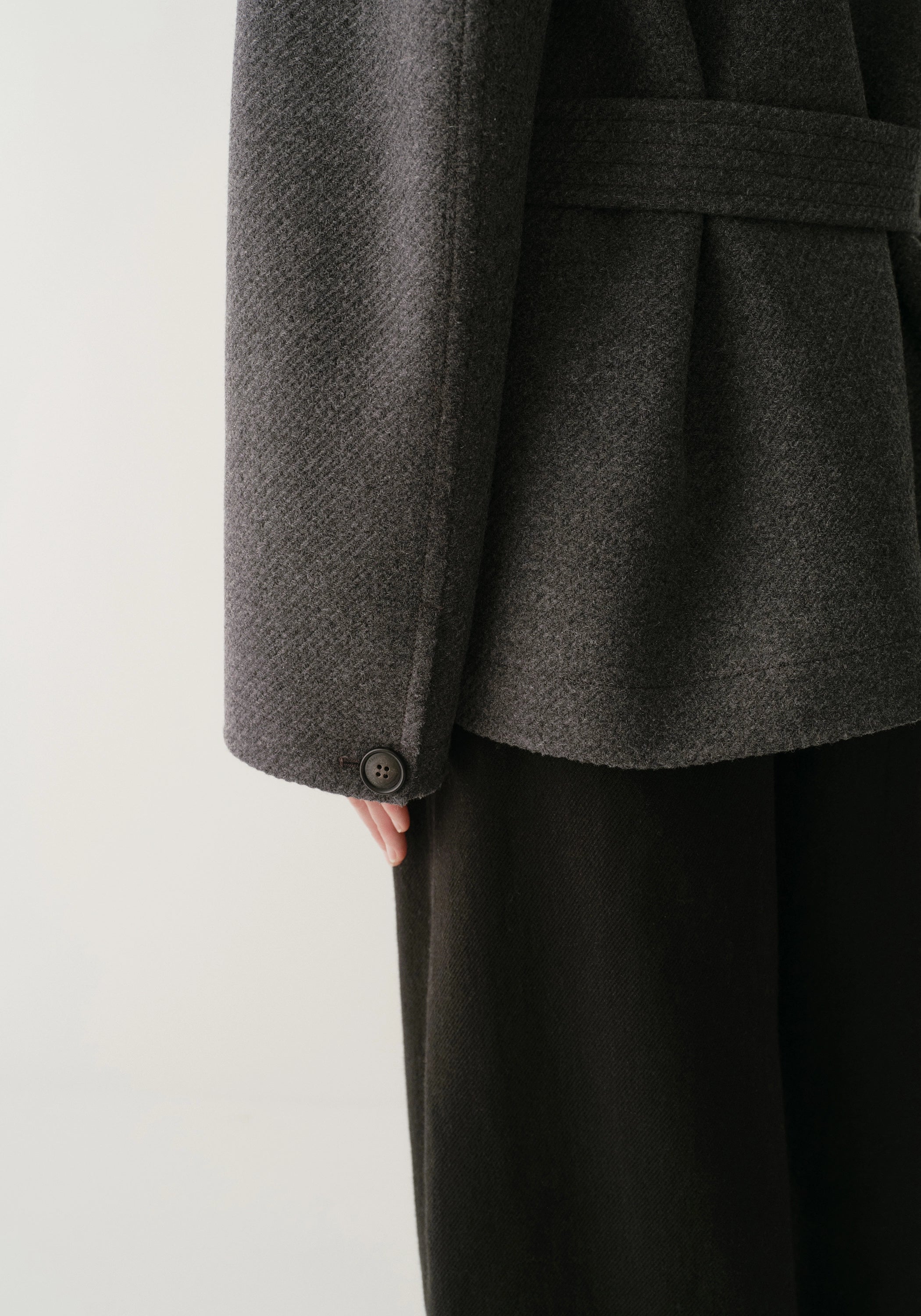 #color_dark gray