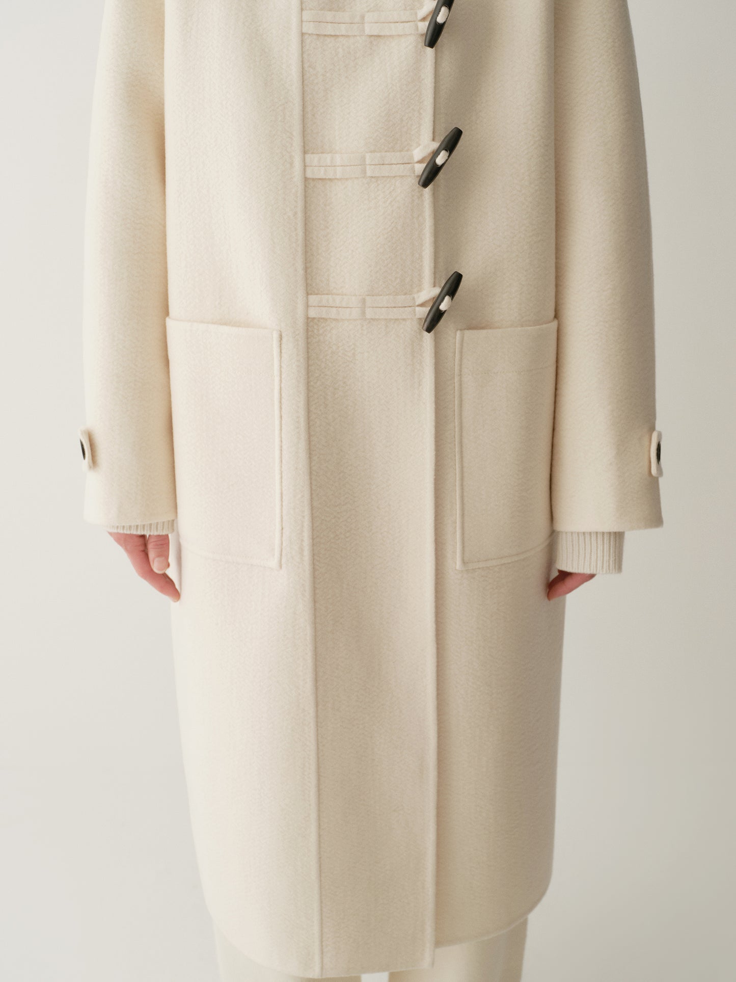 #color_off white