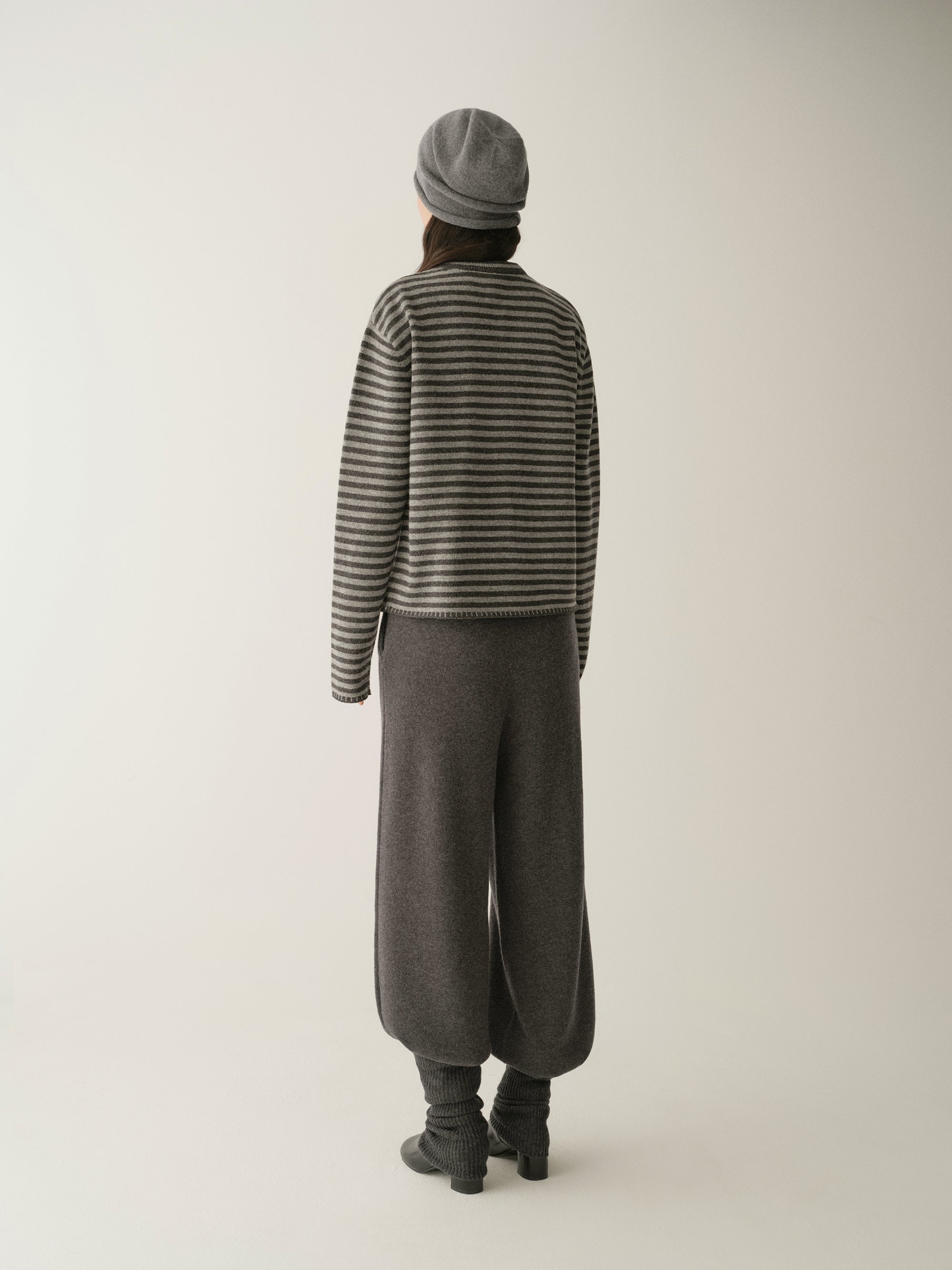 #color_dark gray